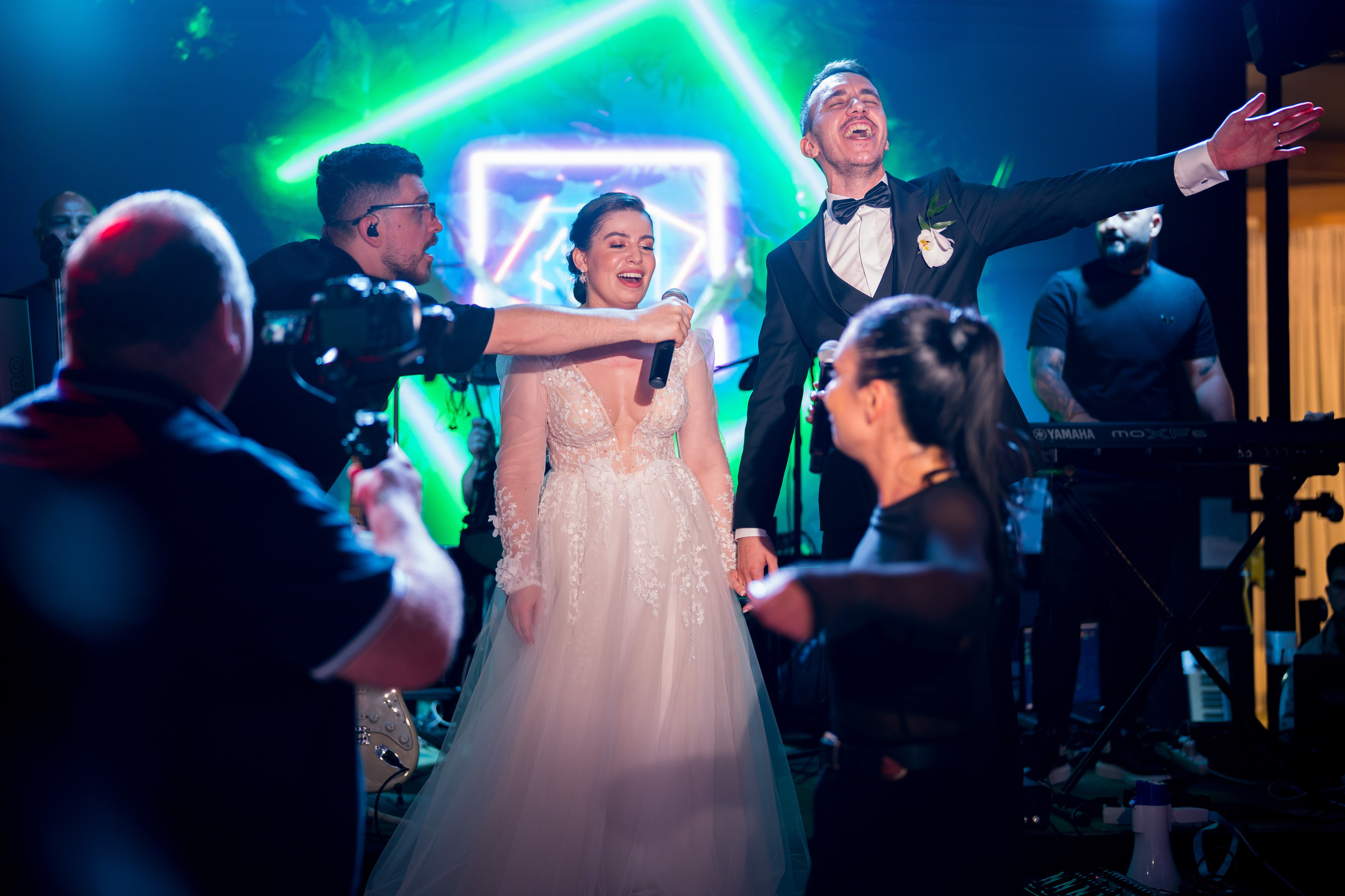 PARTY. Gabriel Florea — Fotograf nuntă București