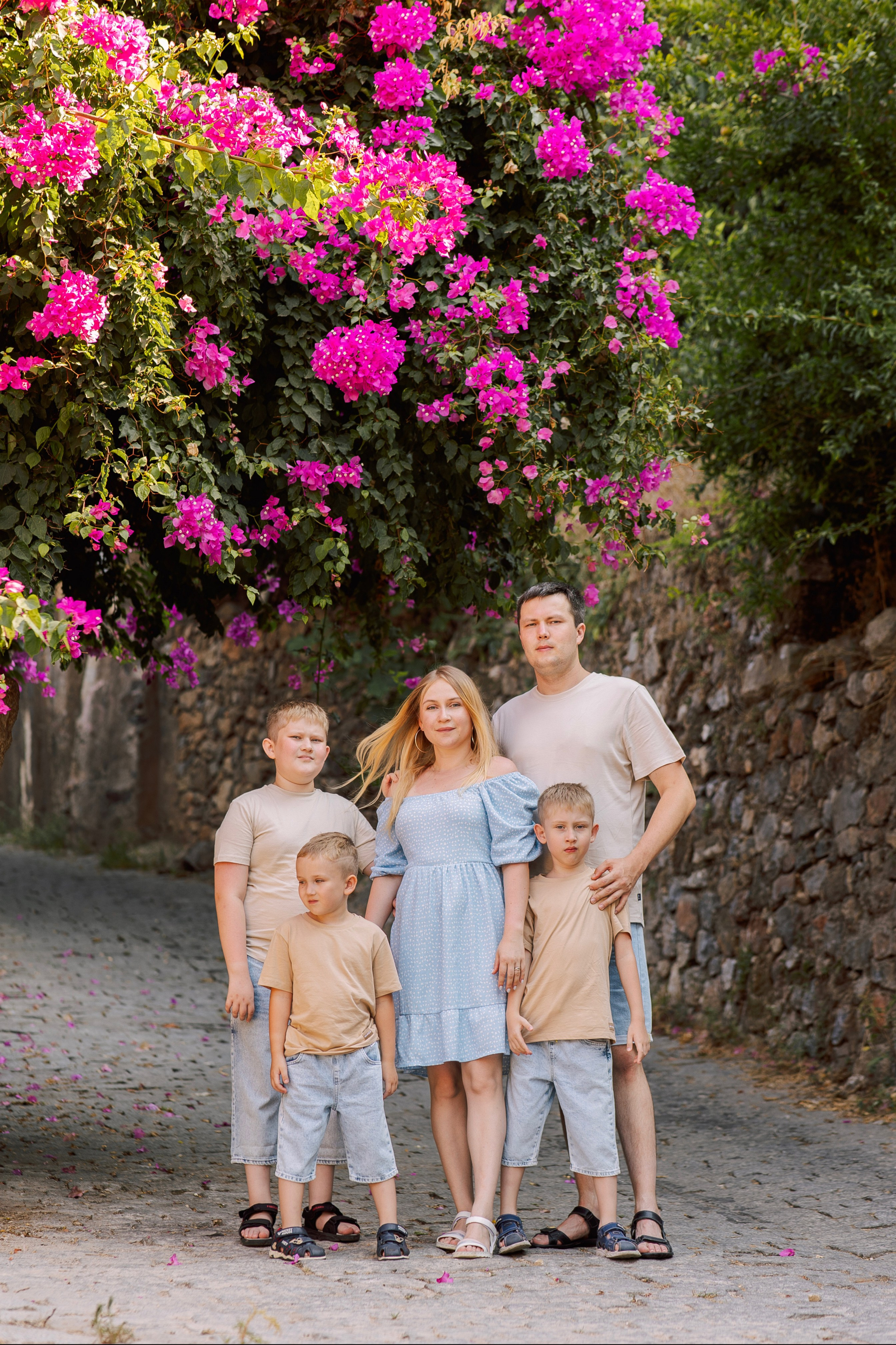 Семейная фотосессия в старой Аланиипамятные фото из отпуска Турция.Семейная фотосессия в старой Алании — Прогулка у крепости (Alanya Kalesi). Алсу Девели | Свадебный и семейный фотограф в Турции Алании, Алания, Аланья, Сиде, Белеке, Анталия