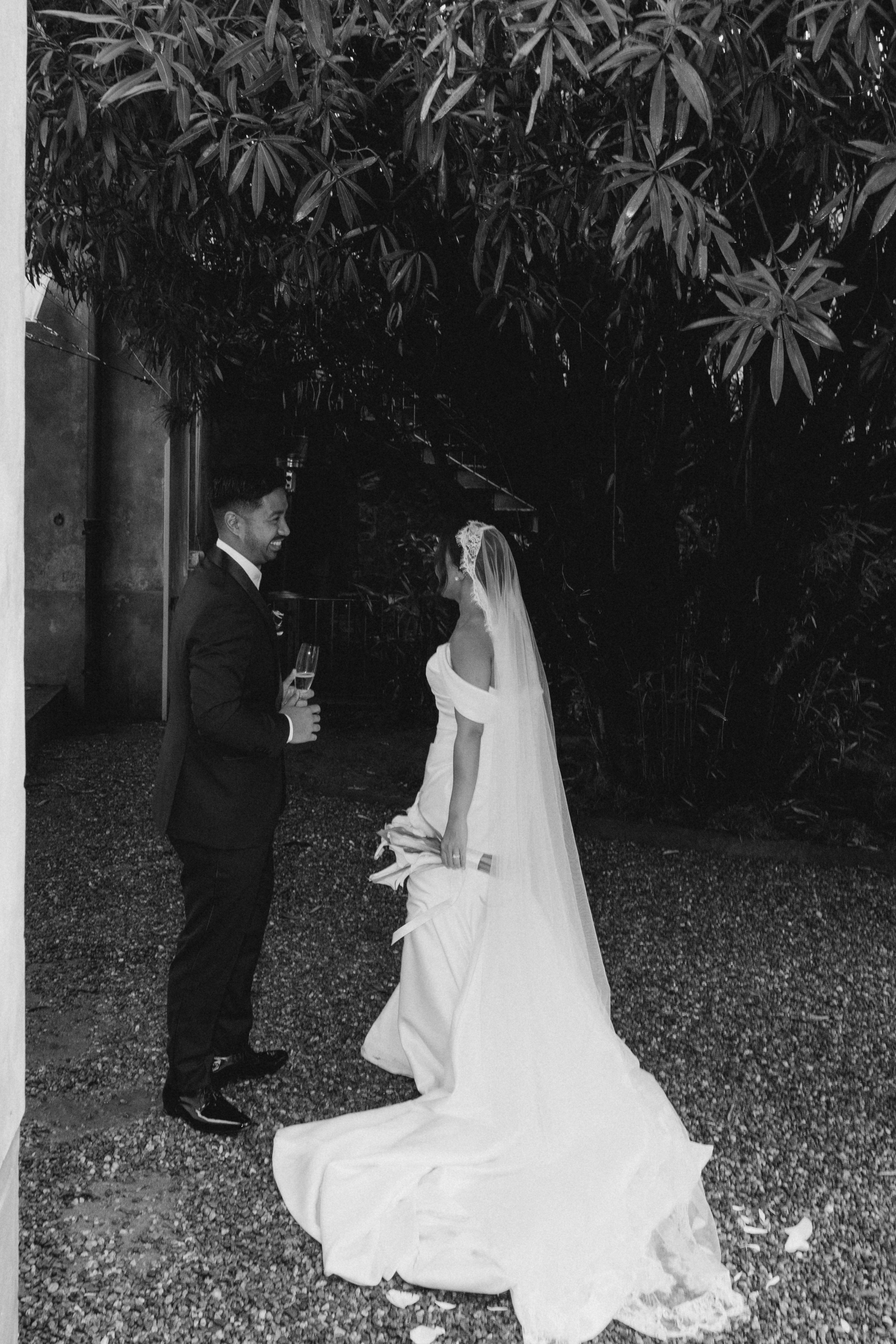 BEATRICE AND RAFAELE_LAKE COMO_Villa Regina Teodolinda. PHOTOGRAPHER IN ITALY