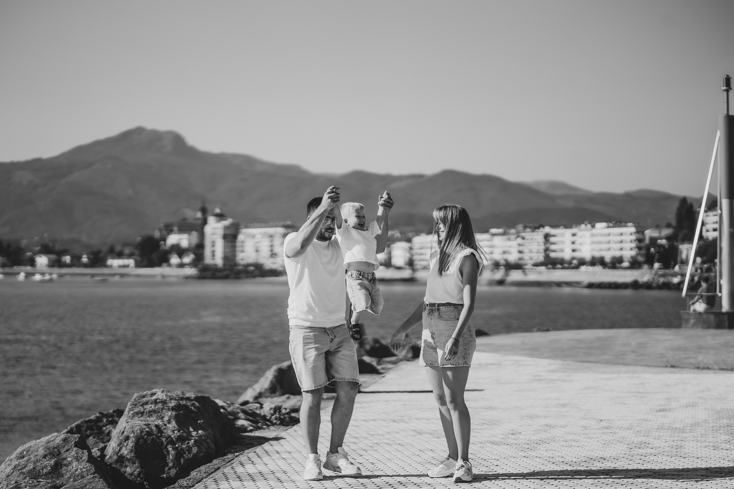 V🤍D. Holigood foto y video reportaje de bodas en San Sebastián y Europa