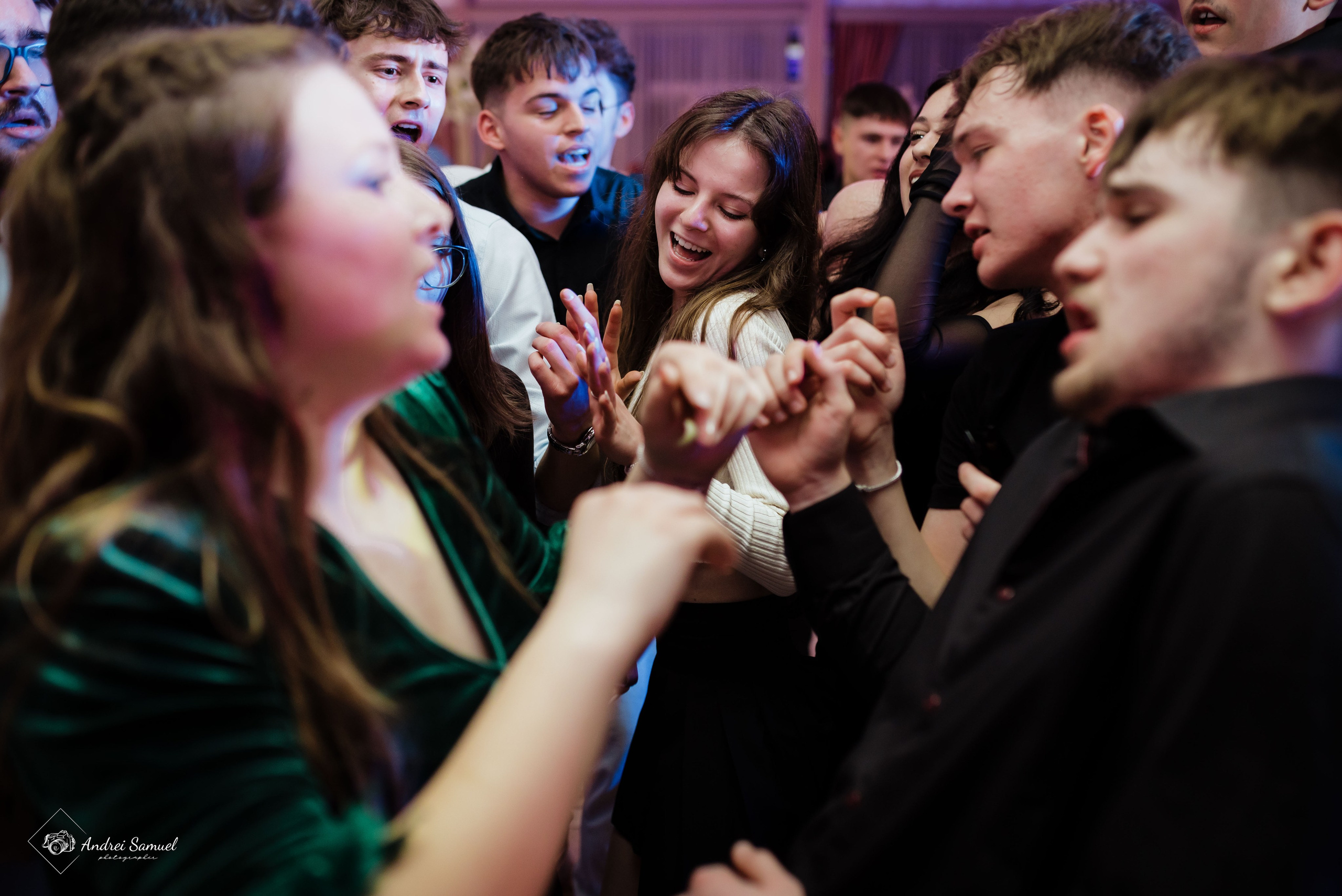 Majorat Richard. Andrei Samuel – Fotograf București | Evenimente, Studio, Imobiliare, Produs