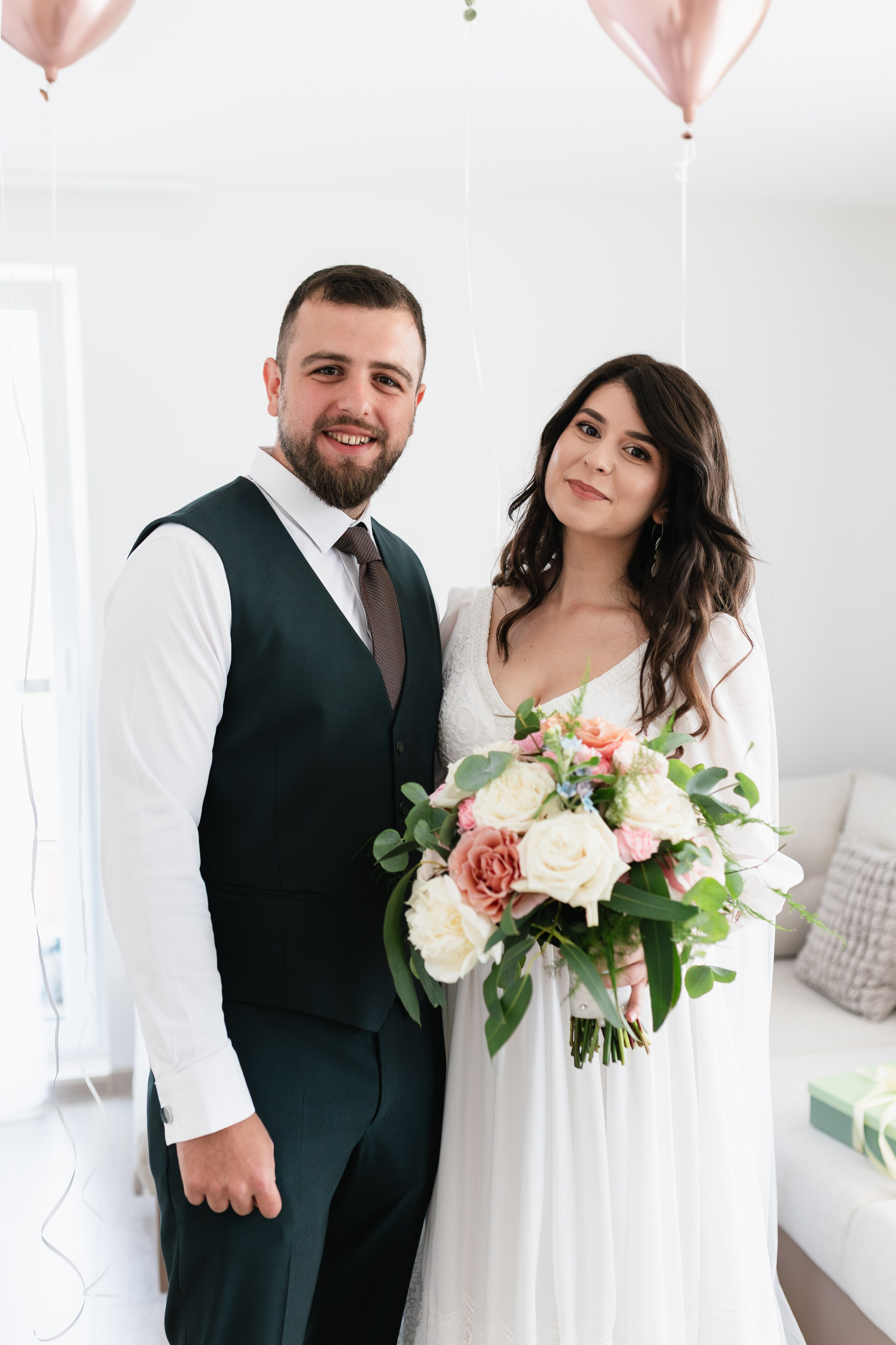 Flori & Cosmin. Main