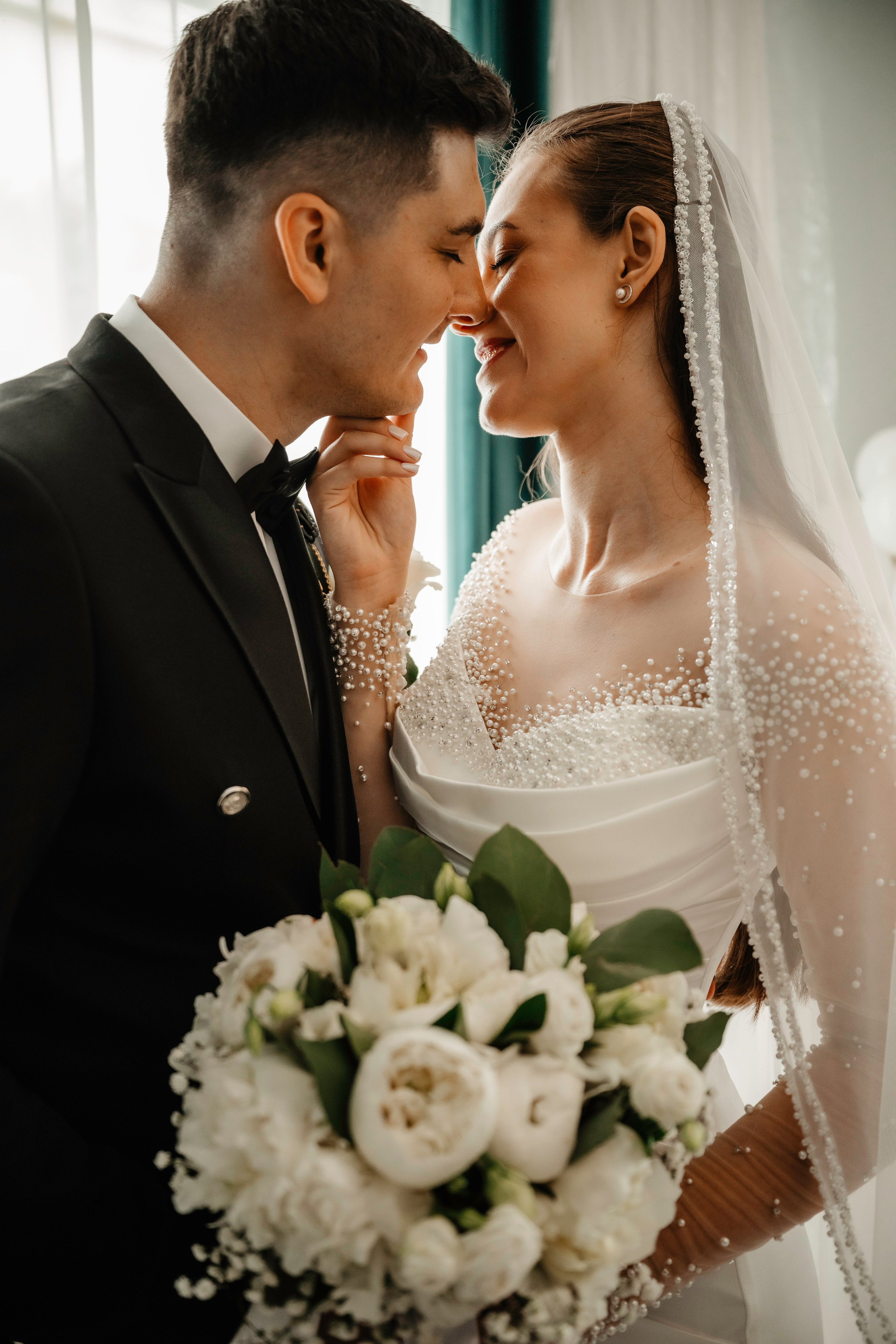 🤎 Alexandra & Marius - Wedding Day Preview. Wedding & Family Photographer