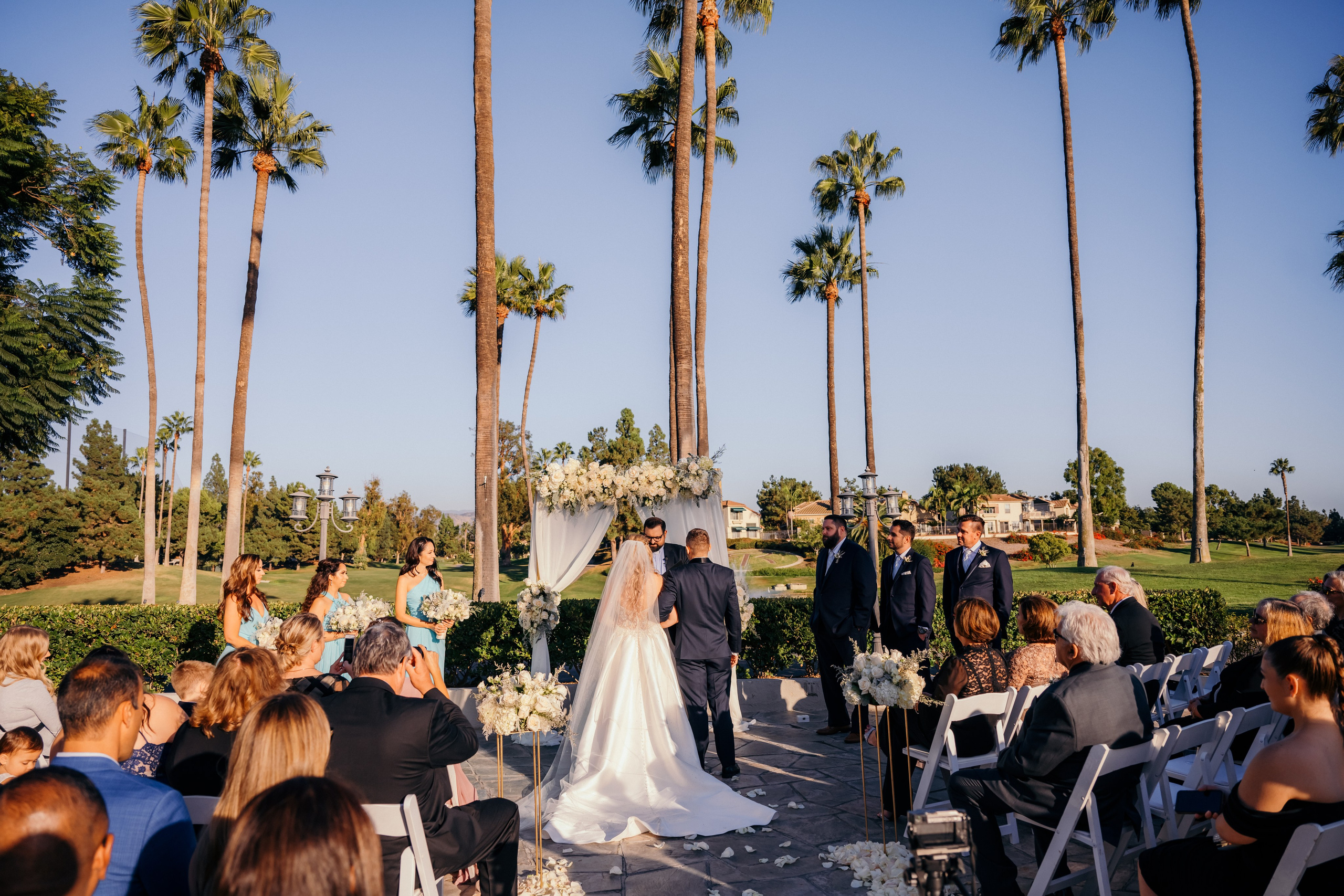 Wedding photo shoot. Wedding photographer. Wedding, maternity and family photographer in Charlotte Tasha Minn