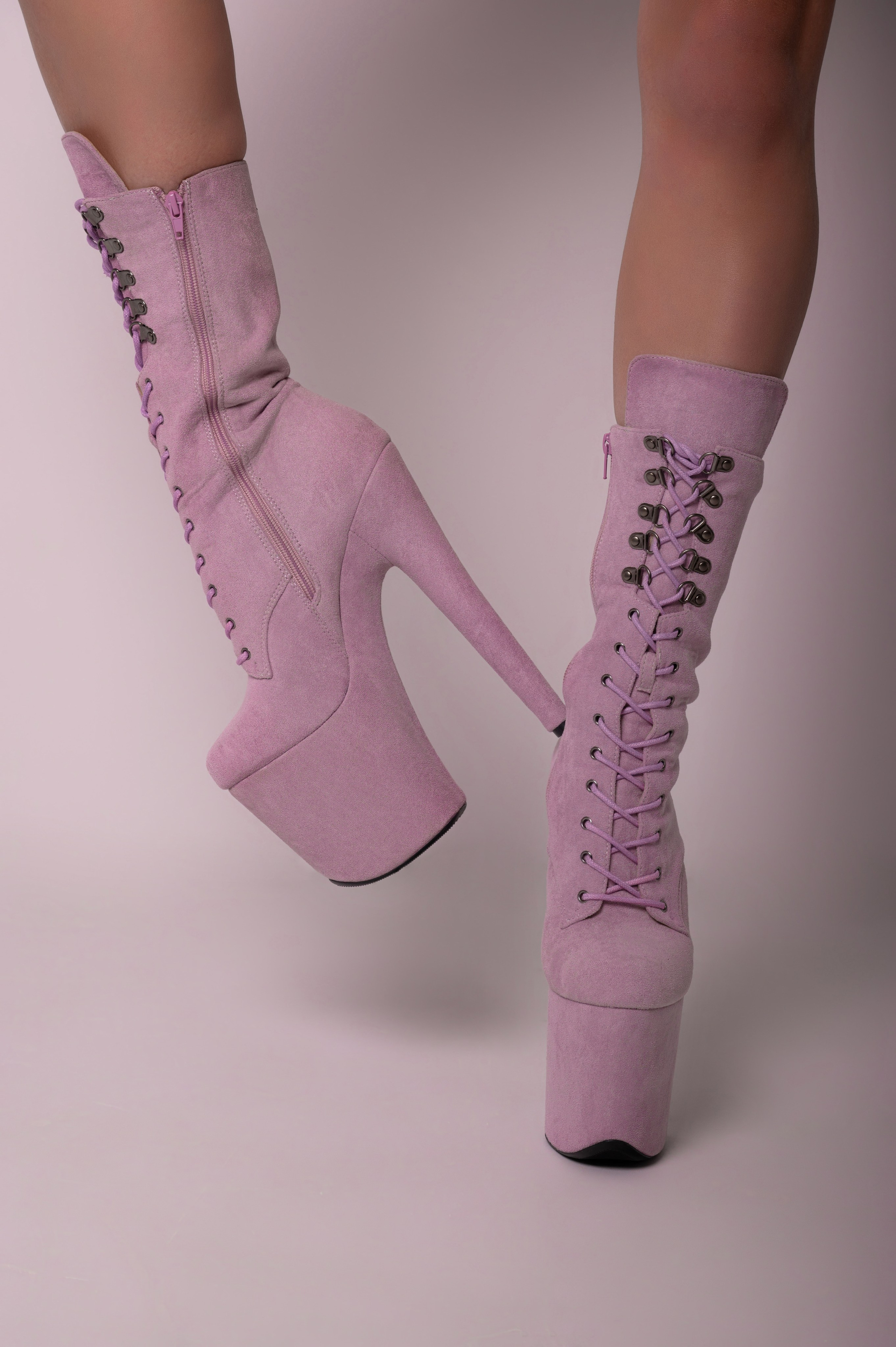 Heels shoes (lookbook) for pole dance. Photographer in Luxembourg Tanita