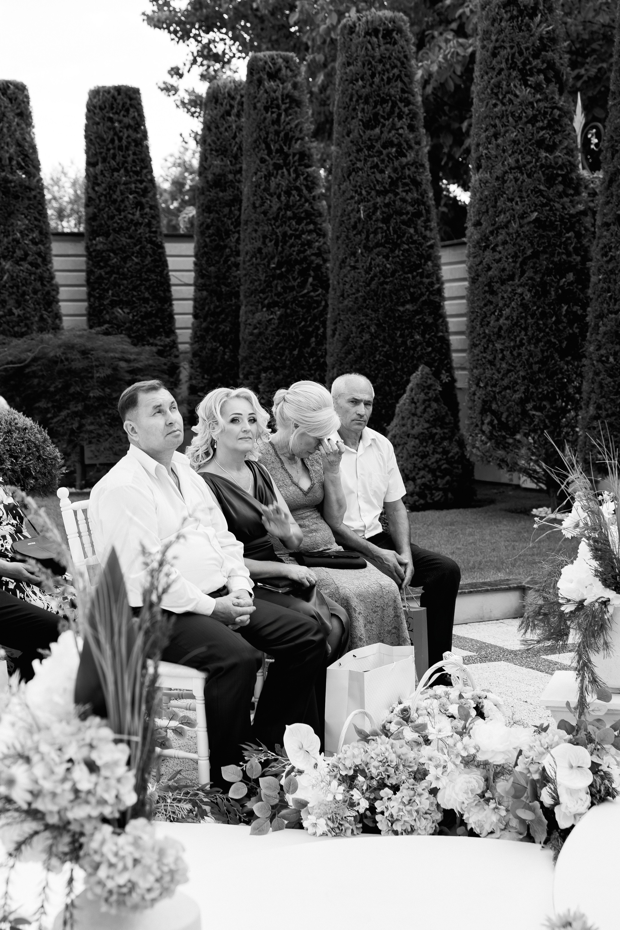 Eugen & Livia — Grand Elysee — Wedding Day. Servicii Foto și Video 067188353