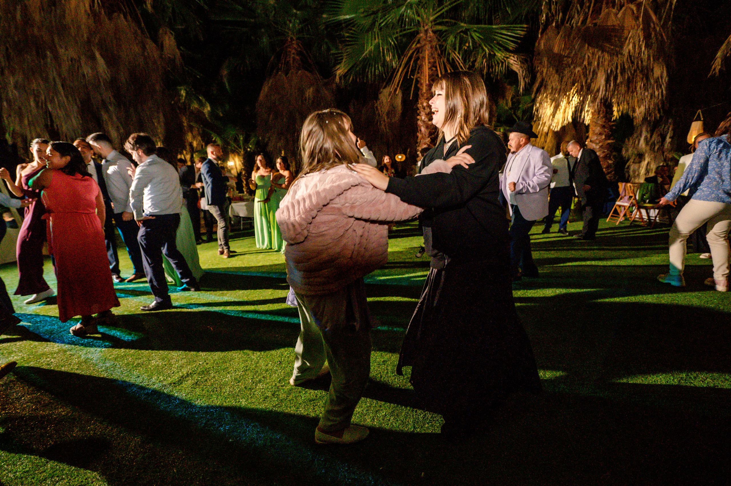 BYZO MEDIA. PETRU BYZO - family and children photographer in ROMANIA