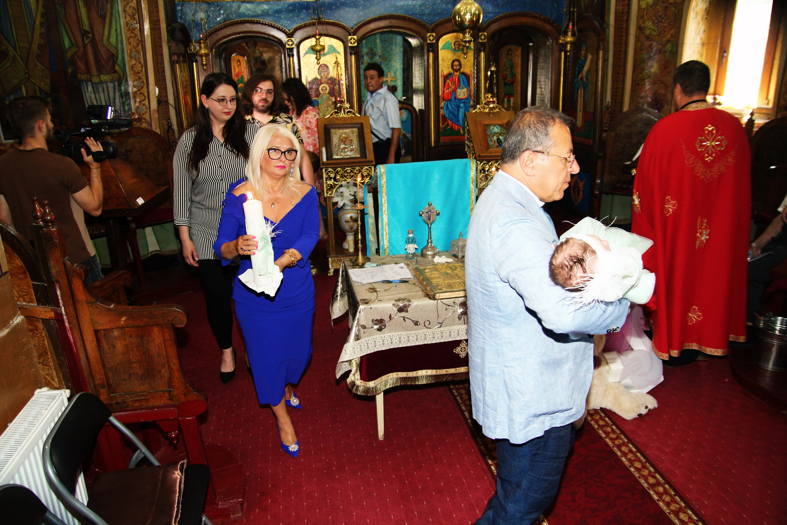 BYZO MEDIA. PETRU BYZO - family and children photographer in ROMANIA