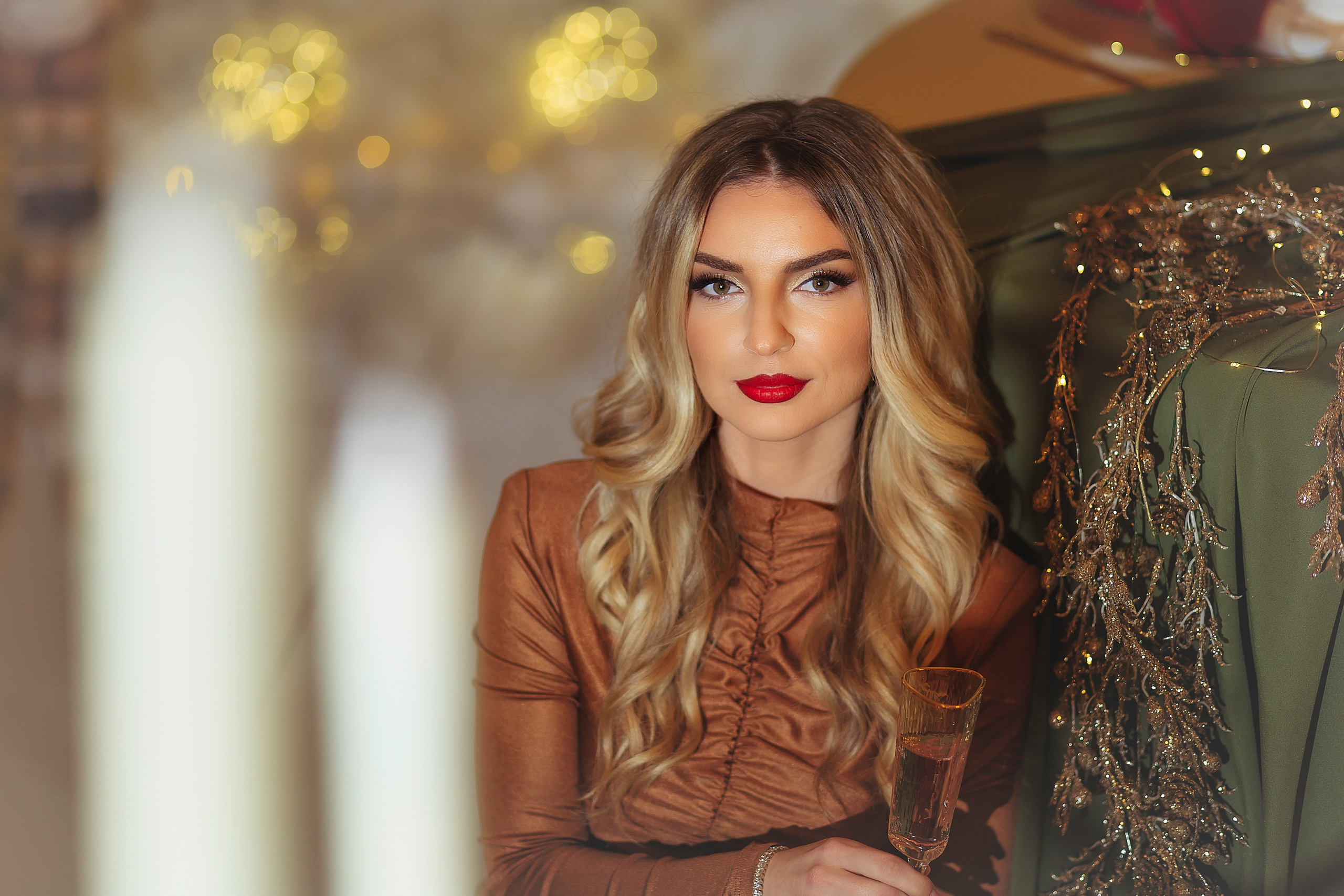 Ședințe Foto de Crăciun 2025 – La Femme Studio Photography Constanța. Elena Mascan – Fotograf newborn, maternitate, portret, smash the cake & branding personal | La Femme Studio Photograpy|Constanţa