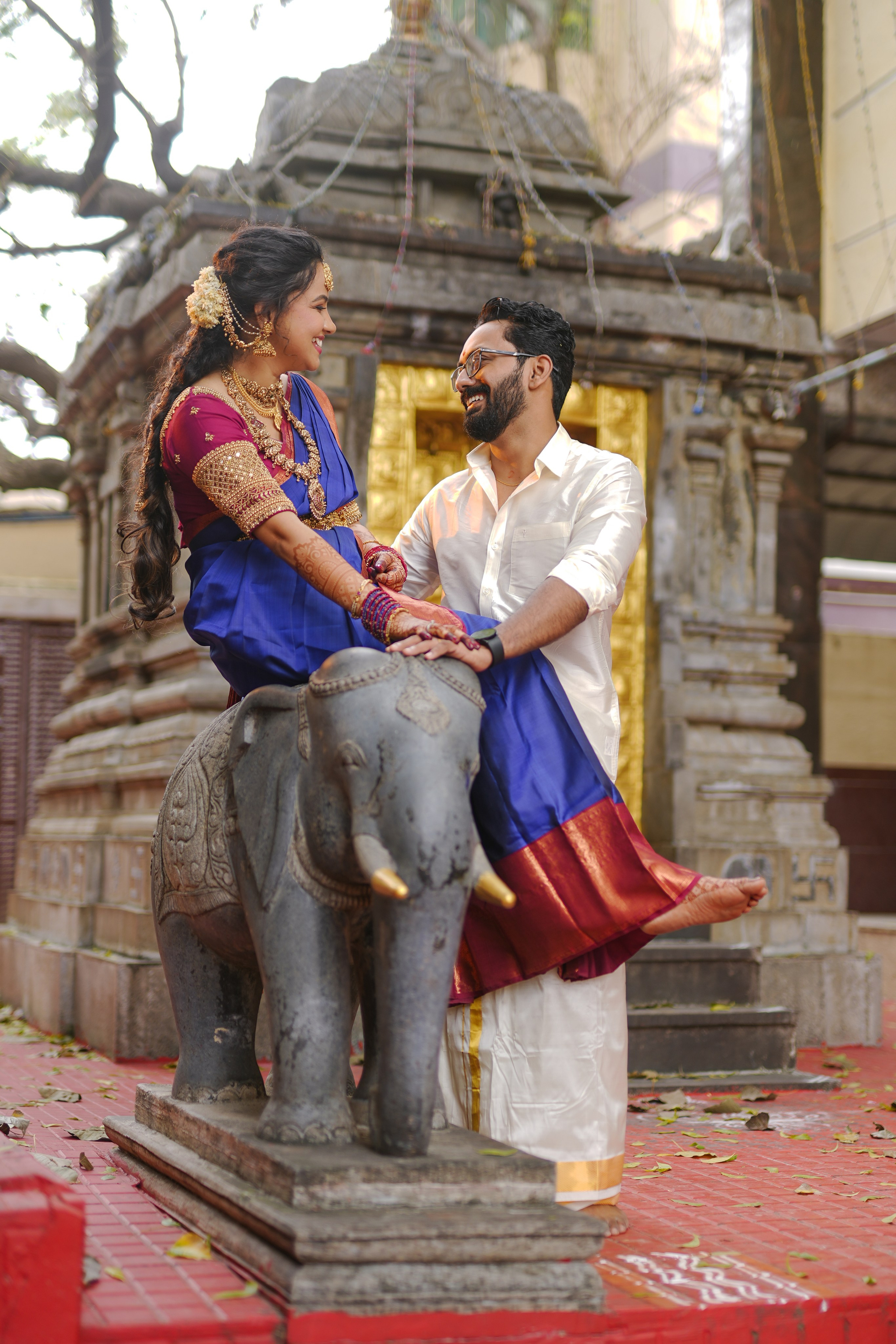 Kamala & Shyam. Menu