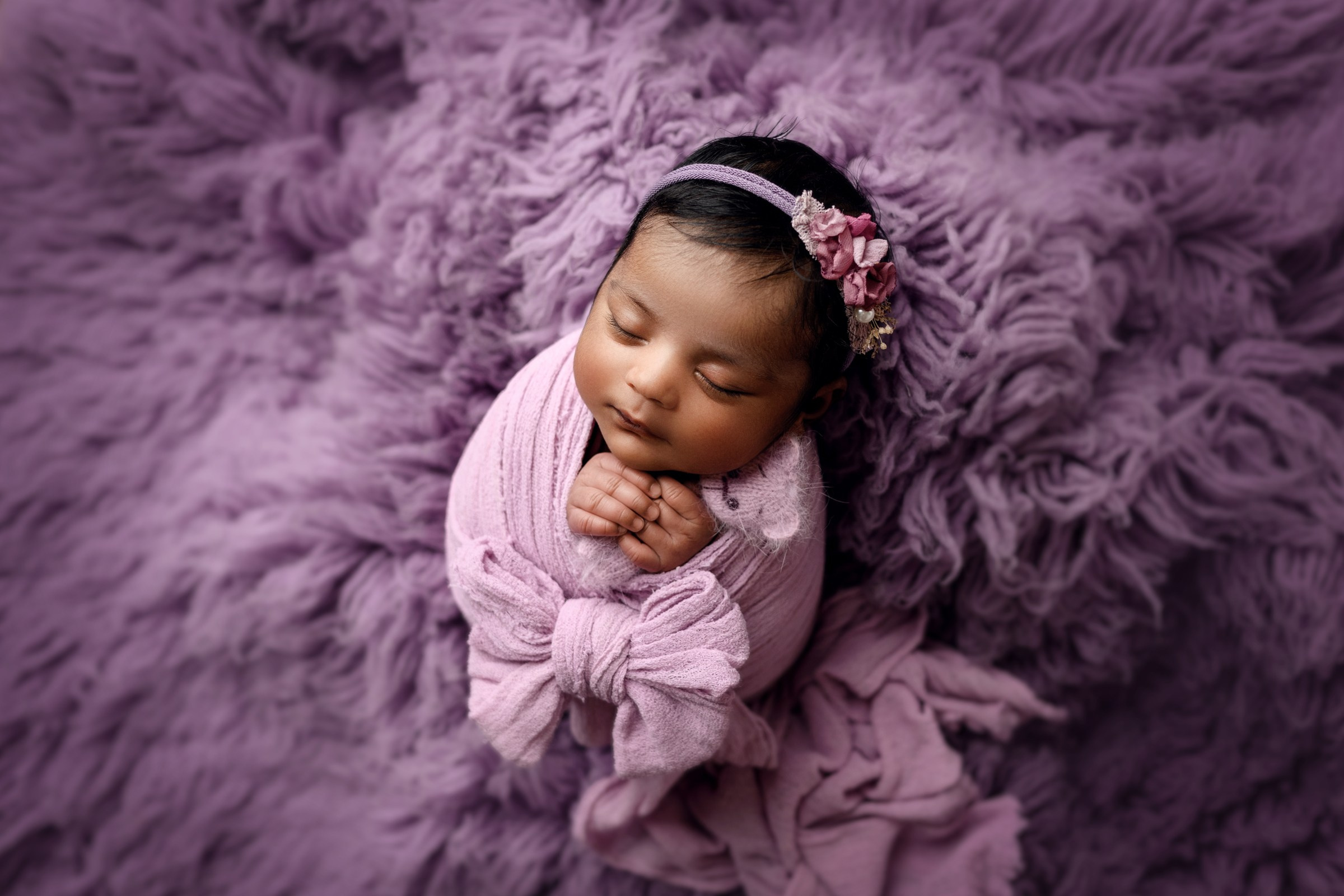 Newborn Fotoshooting in Düsseldorf | NRW – Professionelle Baby Fotoshootings bei Ihnen zu Hause