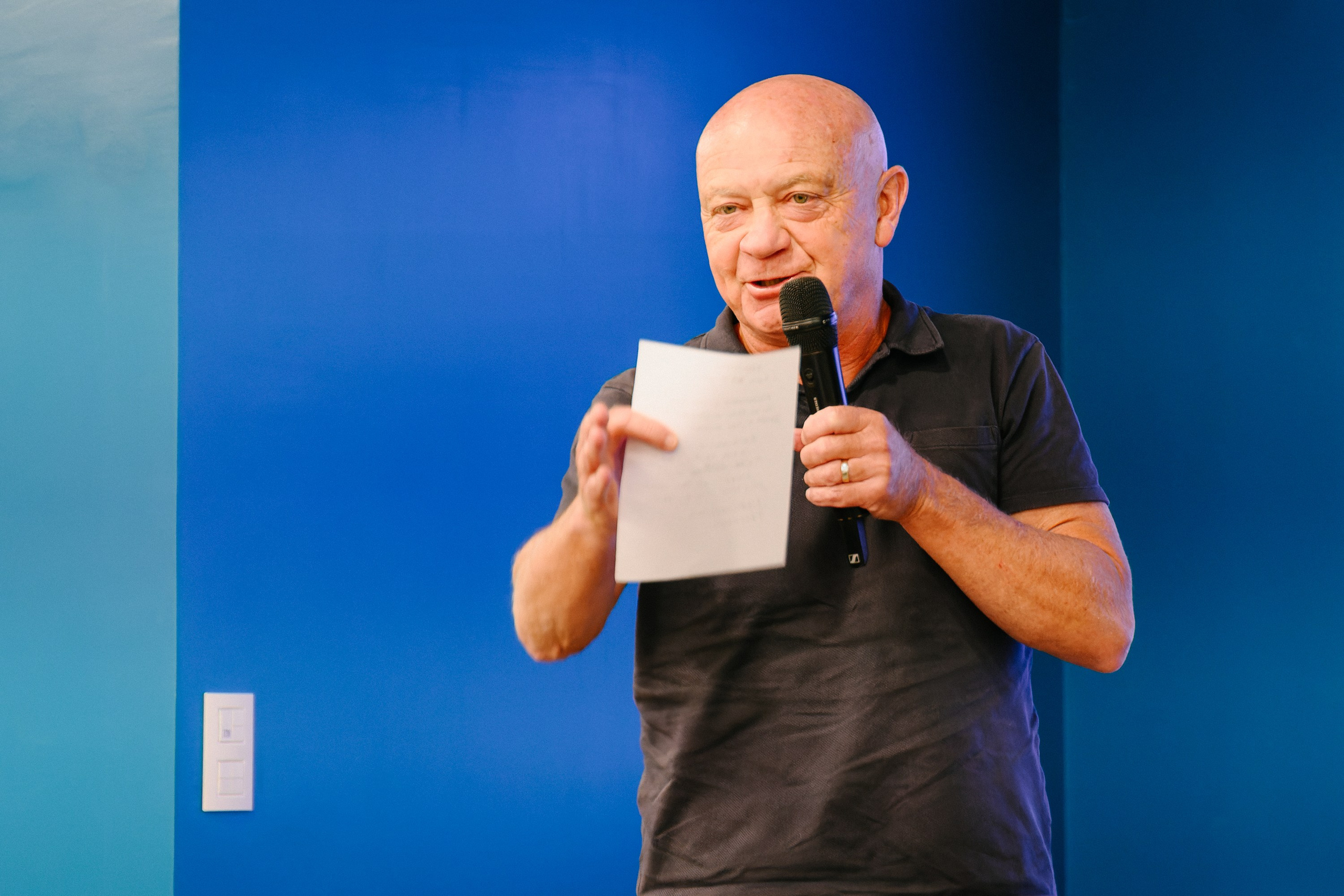 Pitch session. Photographer in Lisbon Elena Lialina