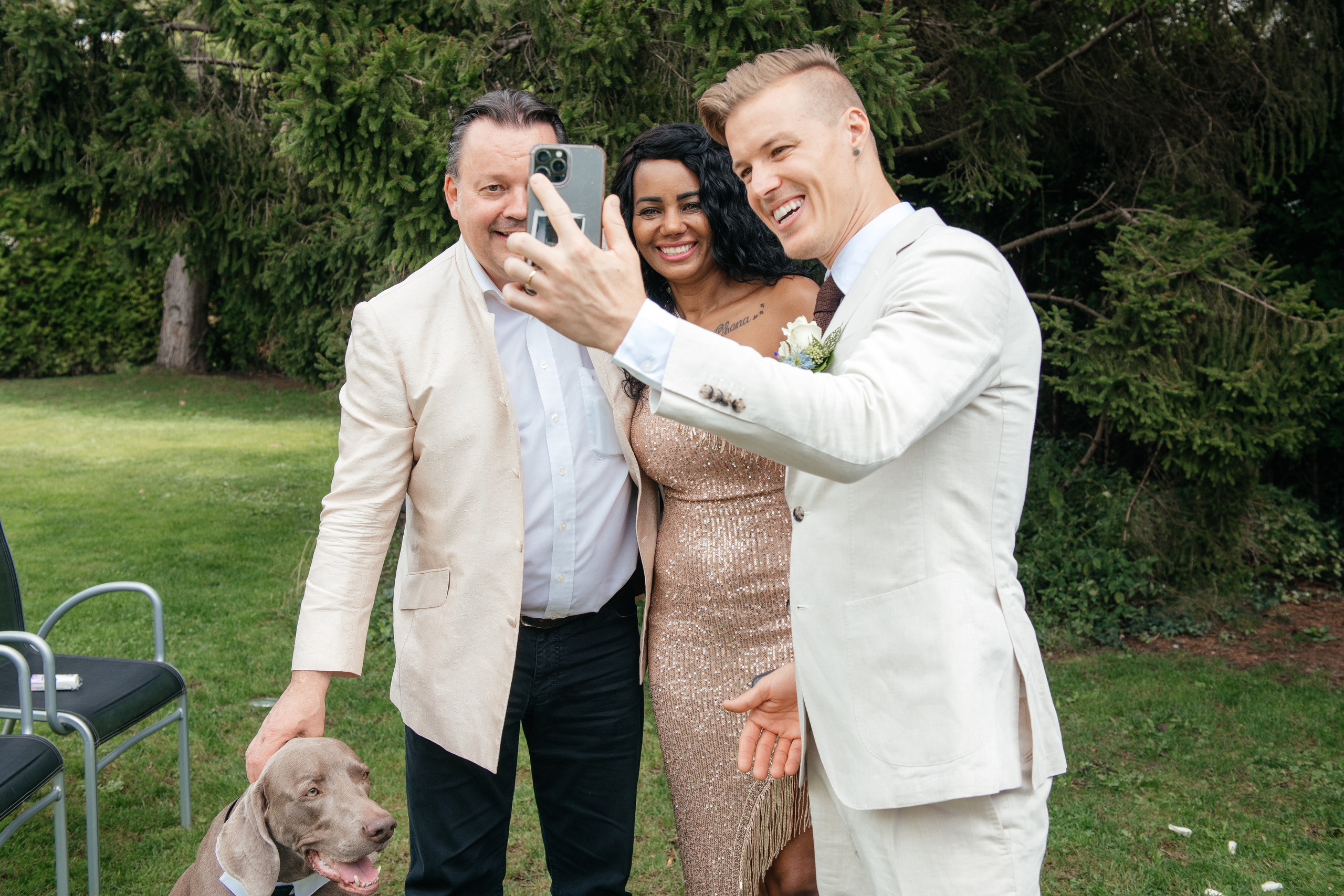 KAIANE & BENJAMIN Meilen, Switzerland. I am Elena Altendorfer. Wedding photographer in Zurich and Switzerland