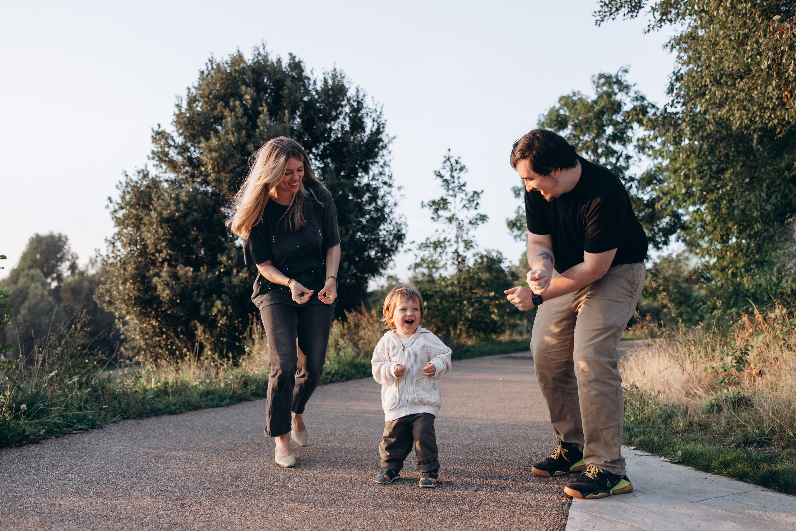Maksim with parents (Queen Elizabeth Olympic park). Anastasia Klink, Photographer in London