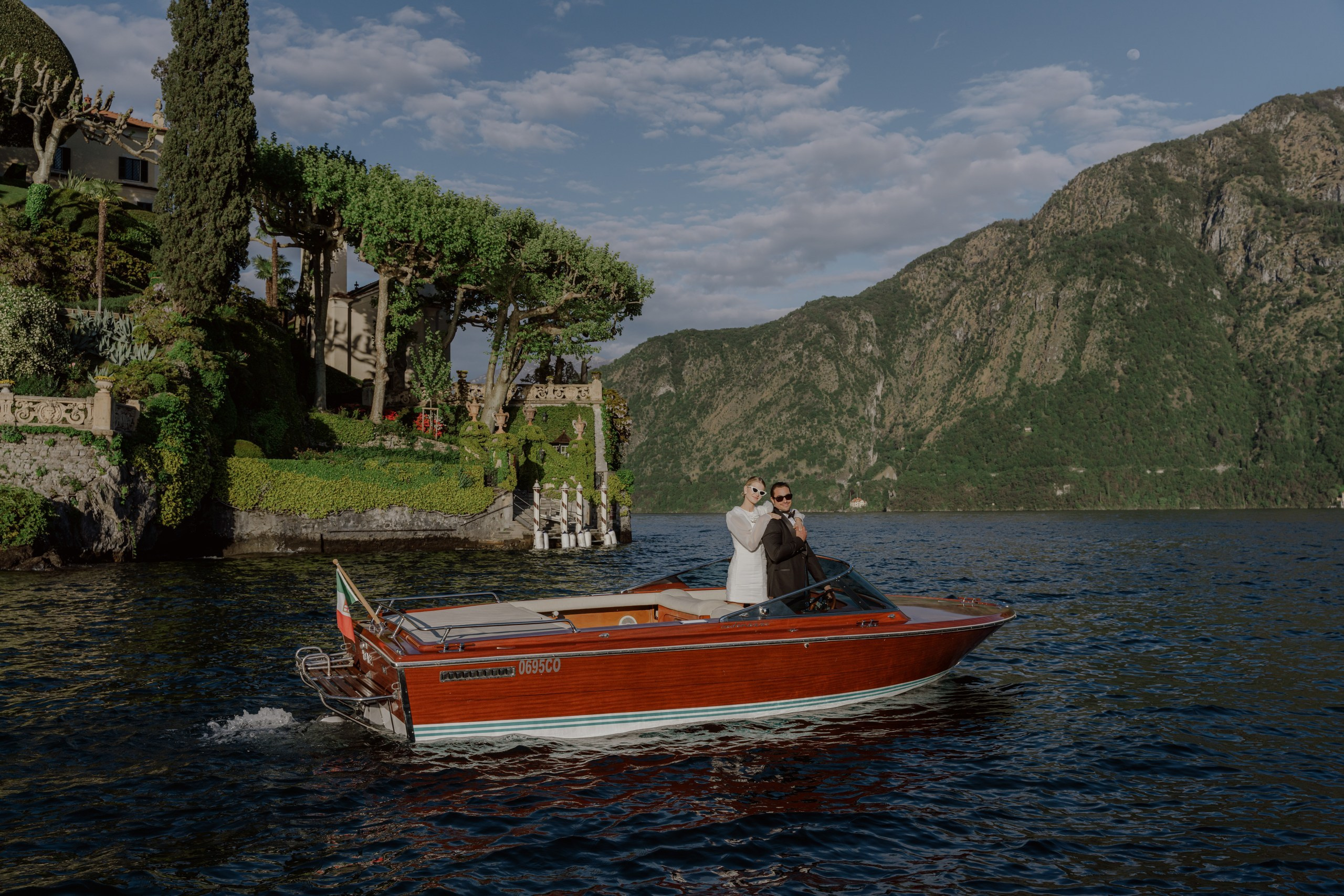 Lake Como Elopement Wedding|Italy. London Wedding Photographer|Natasha Ferreira