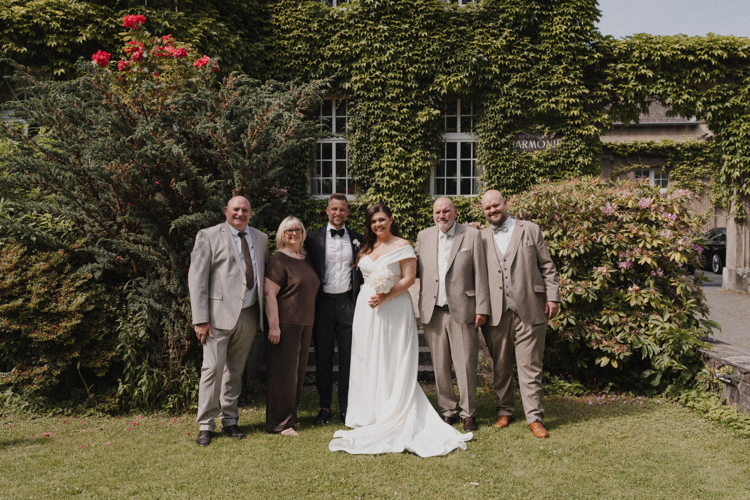 Jessica & Felix I Gesellschaft Harmonie Bochum. Hochzeitsfotografin Bochum | Halyna Reiche Fotografie NRW