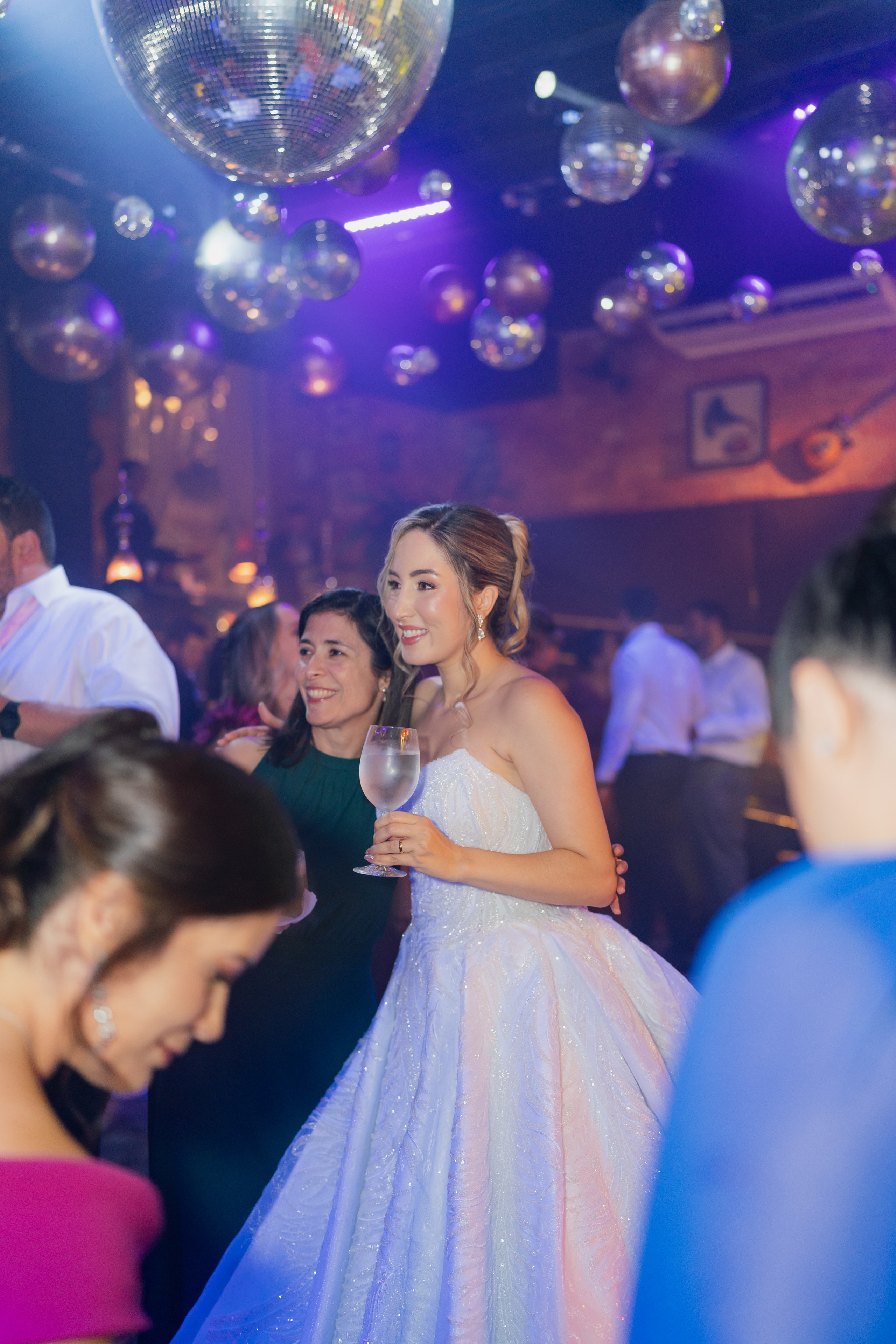 KAMILA E VINÍCIUS. Fabio Barth — Wedding Photo & Film