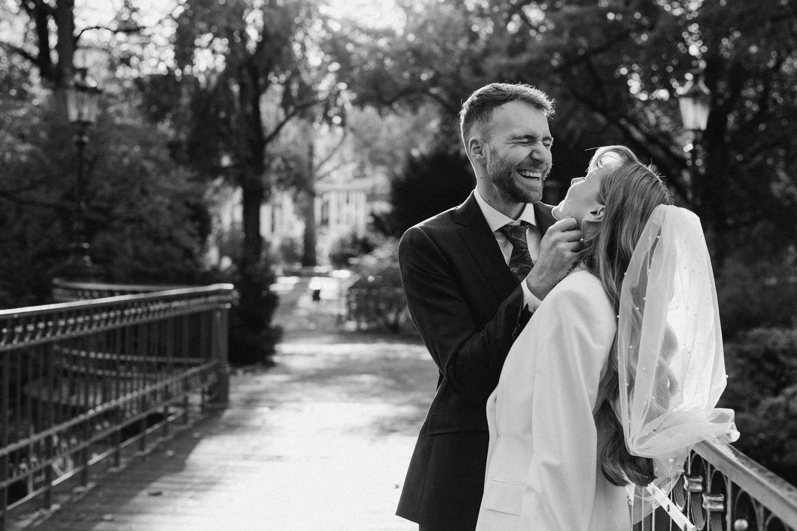 Hannah & Kai Düsseldorf. Familien & Hochzeitfotografin Nadja Holzmann