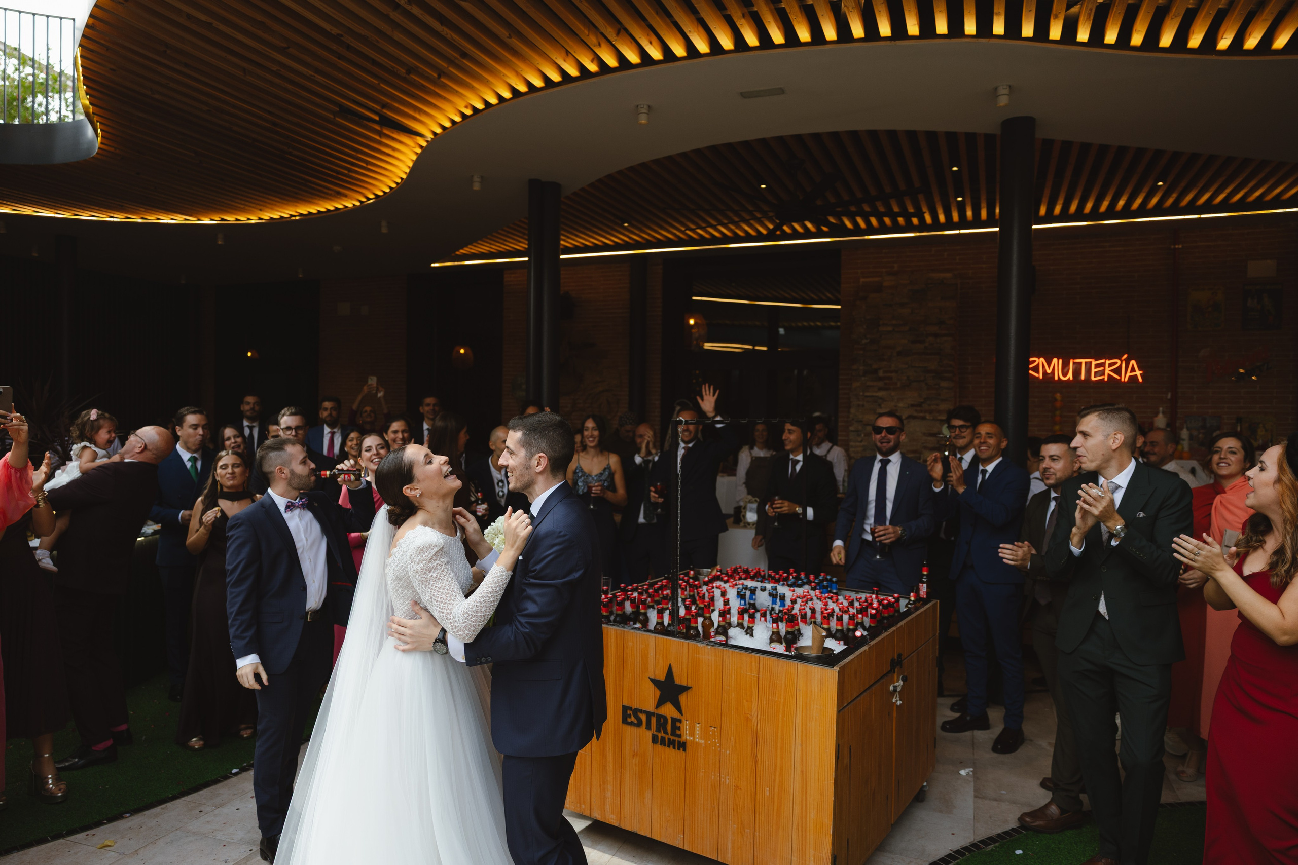 EVA & GUILLE. Fotógrafo y Videografo de bodas y eventos