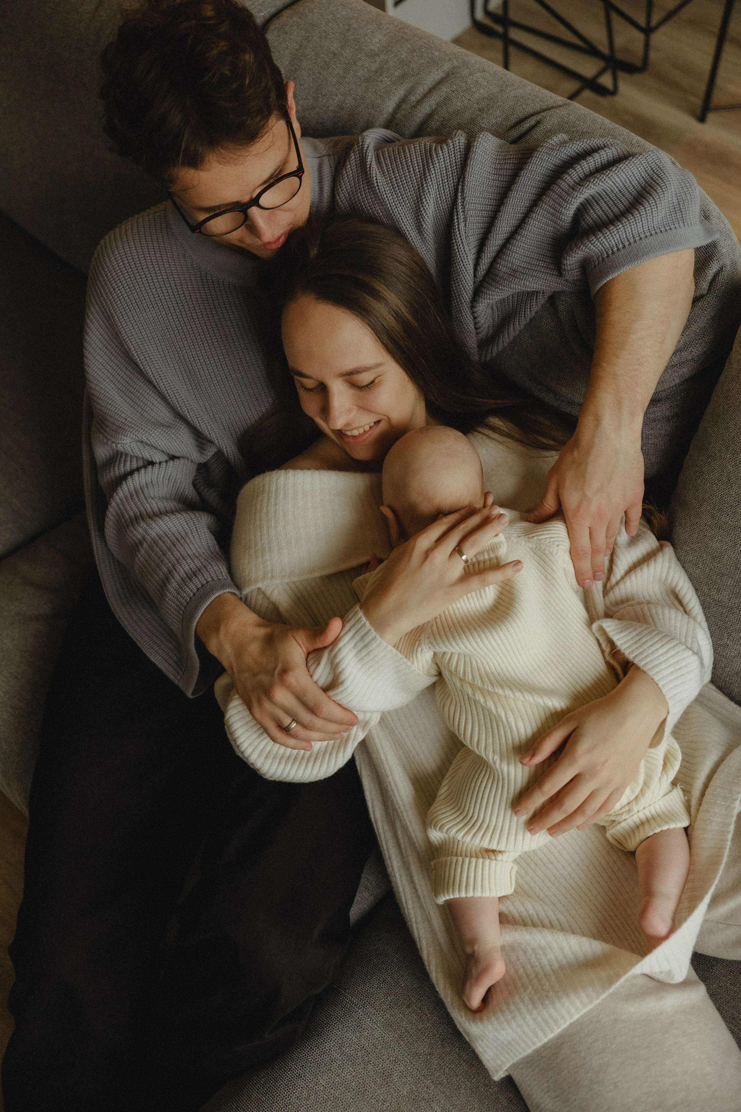 Naujagimio fotosesija namuose | 2025. Vestuvių ir šeimų fotografė Lena Bondarenko / belove photo