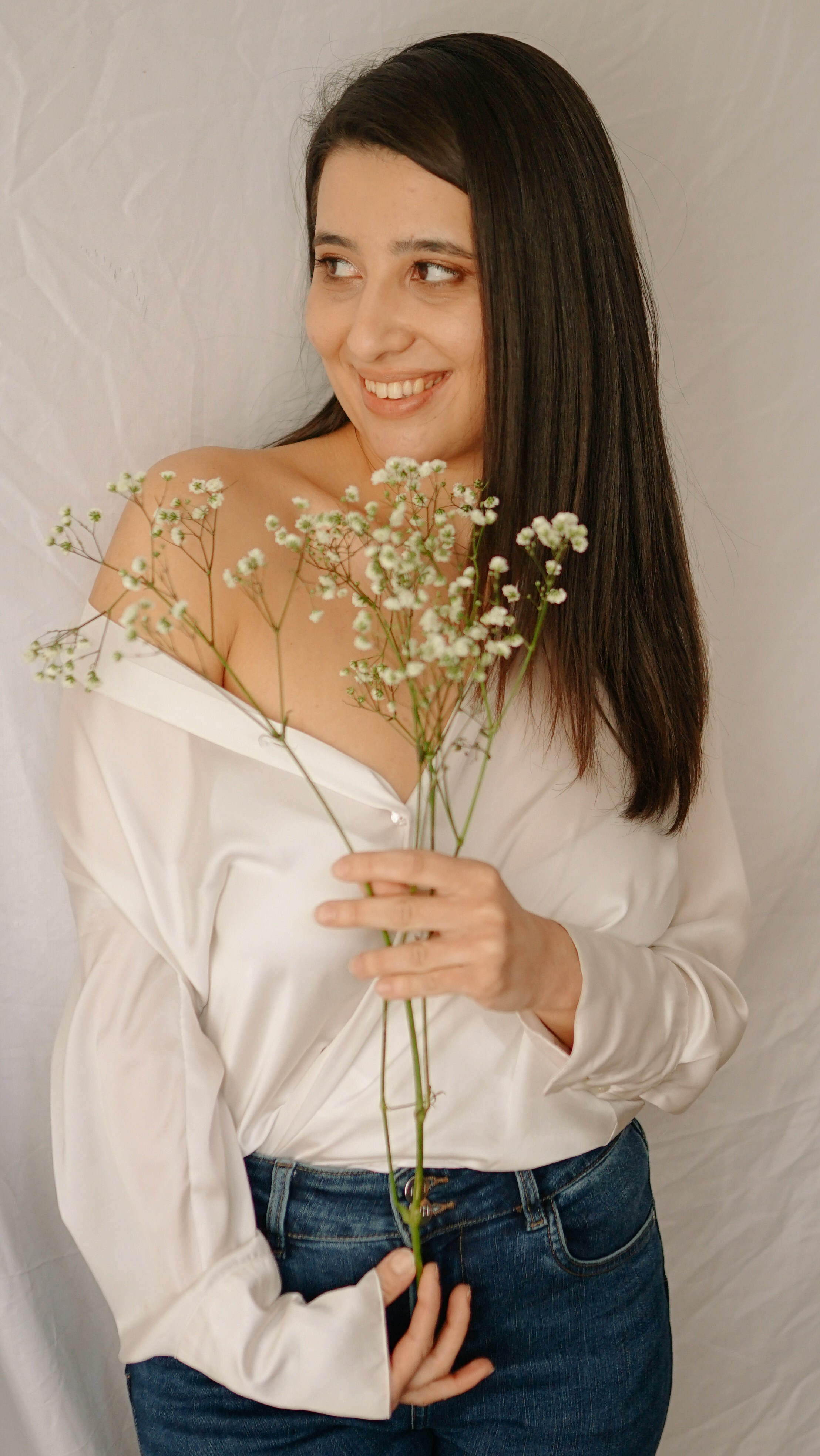 Fotografie de Portret Brașov | Artist Mădălina Beda. Madalina Beda- Artist vizual, fotograf, doula la nastere, consultant babywearing Brasov si in toata tara