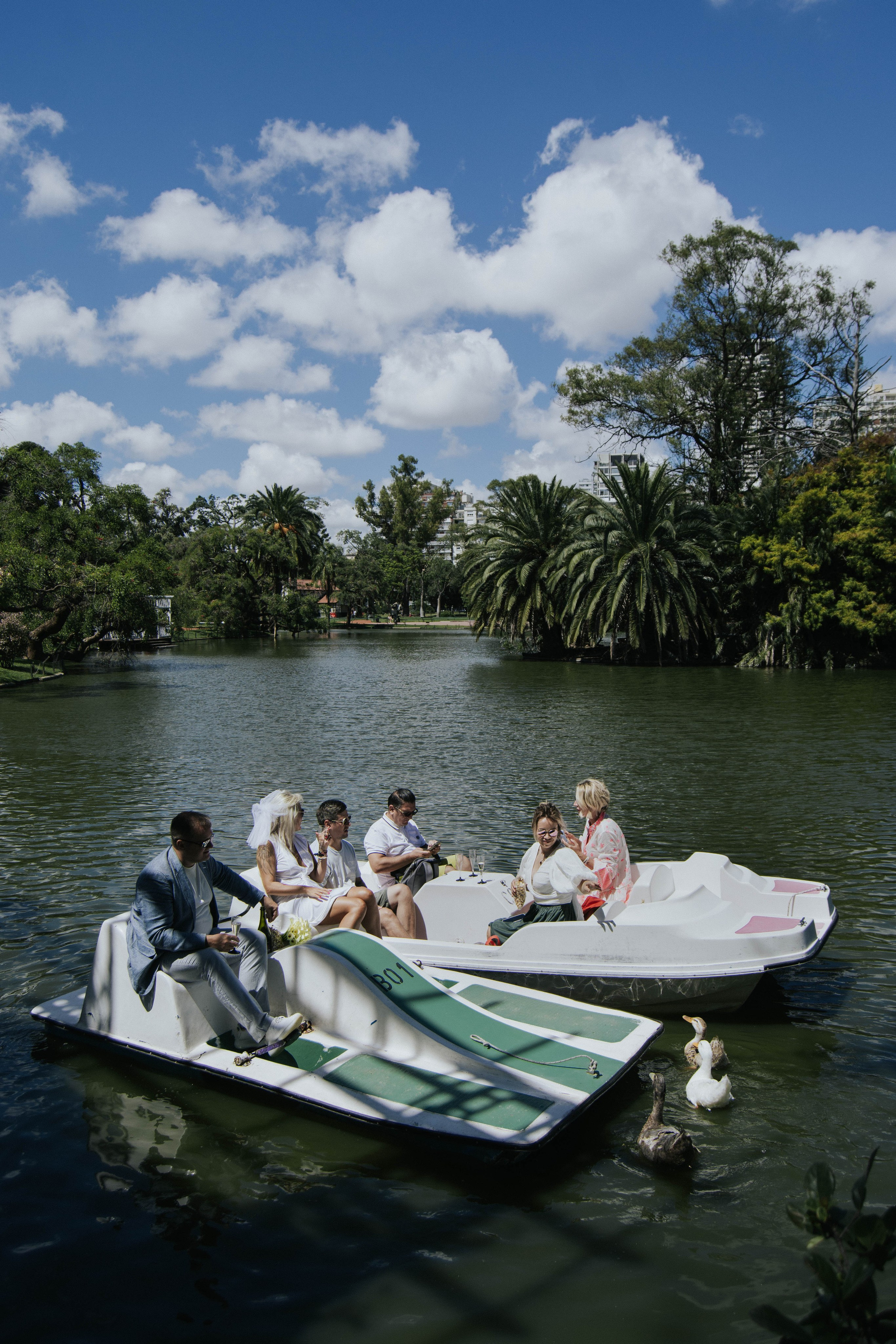 Wedding. Reportage shoots in Buenos Aires. Photographer @elmirkami in the city of Buenos Aires