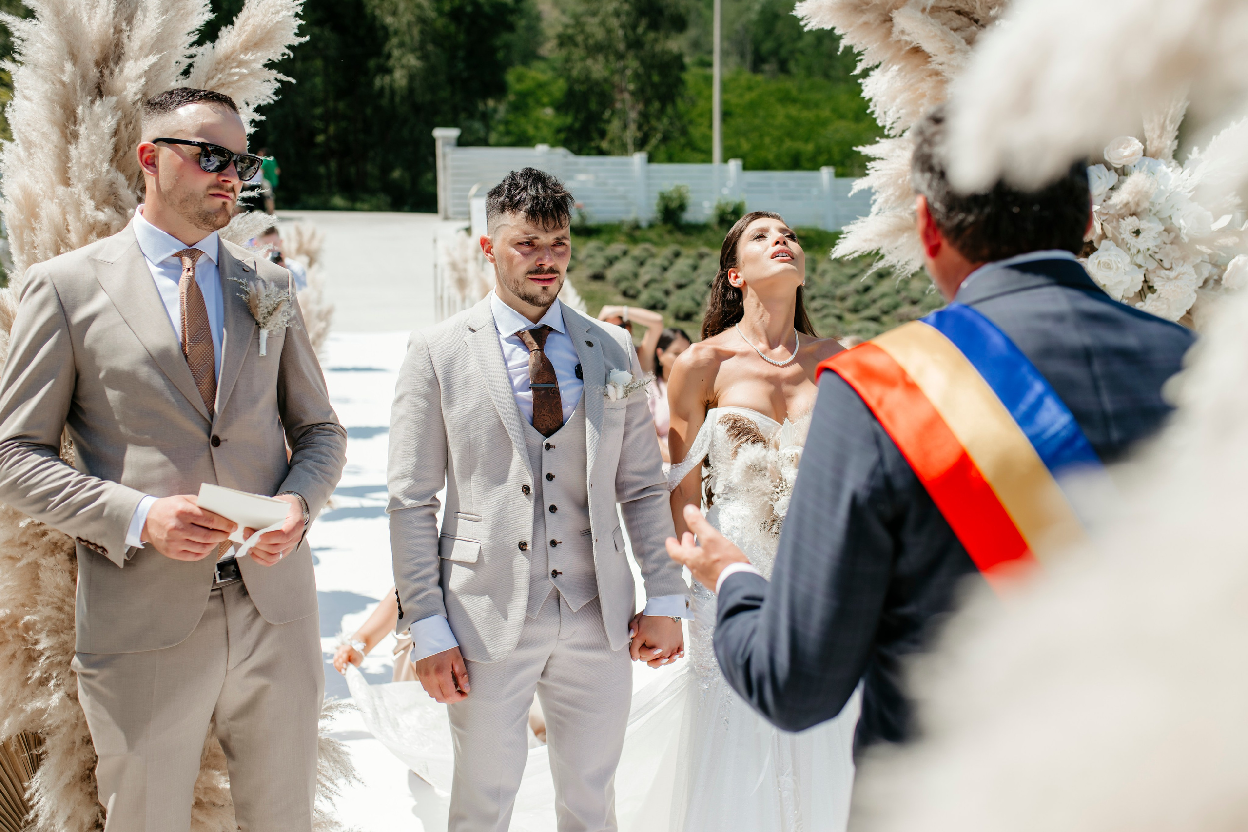 Larisa & Cosmin. Fotograf si Videograf | Nuntă-Botez