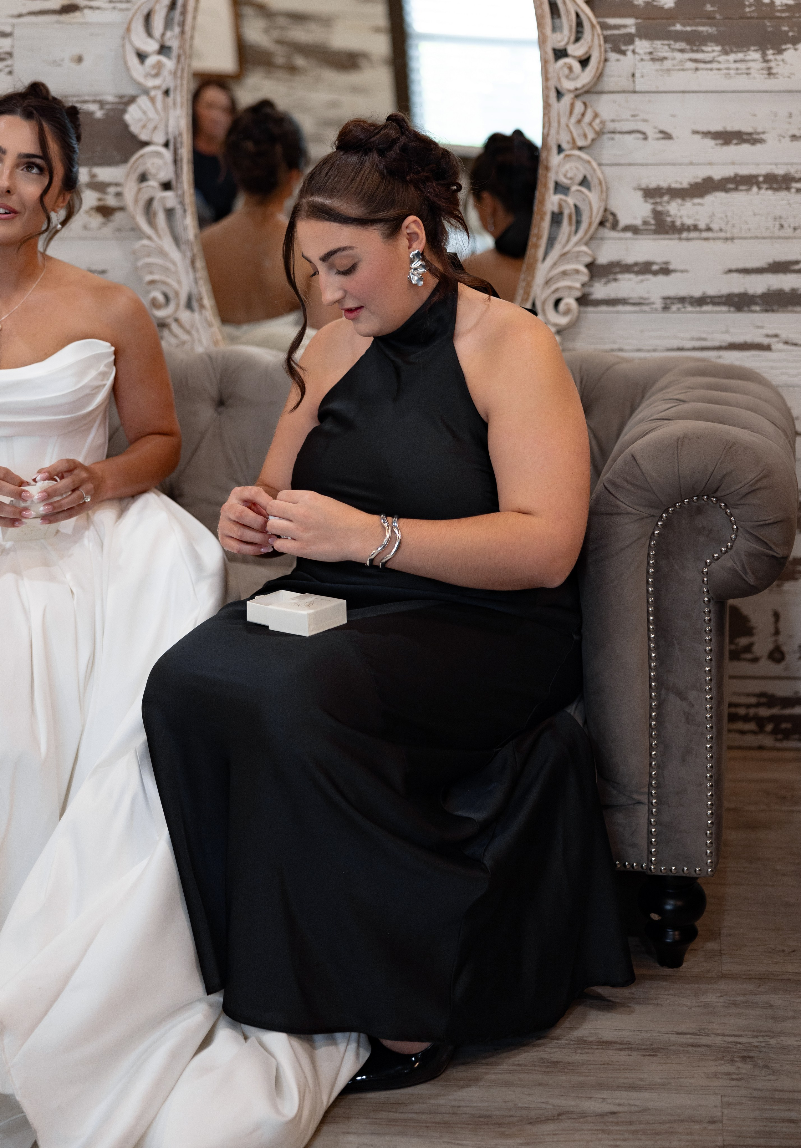 Alexsa and Robert. Ever After Farm Peach. Photographer Anastasia Nagibina