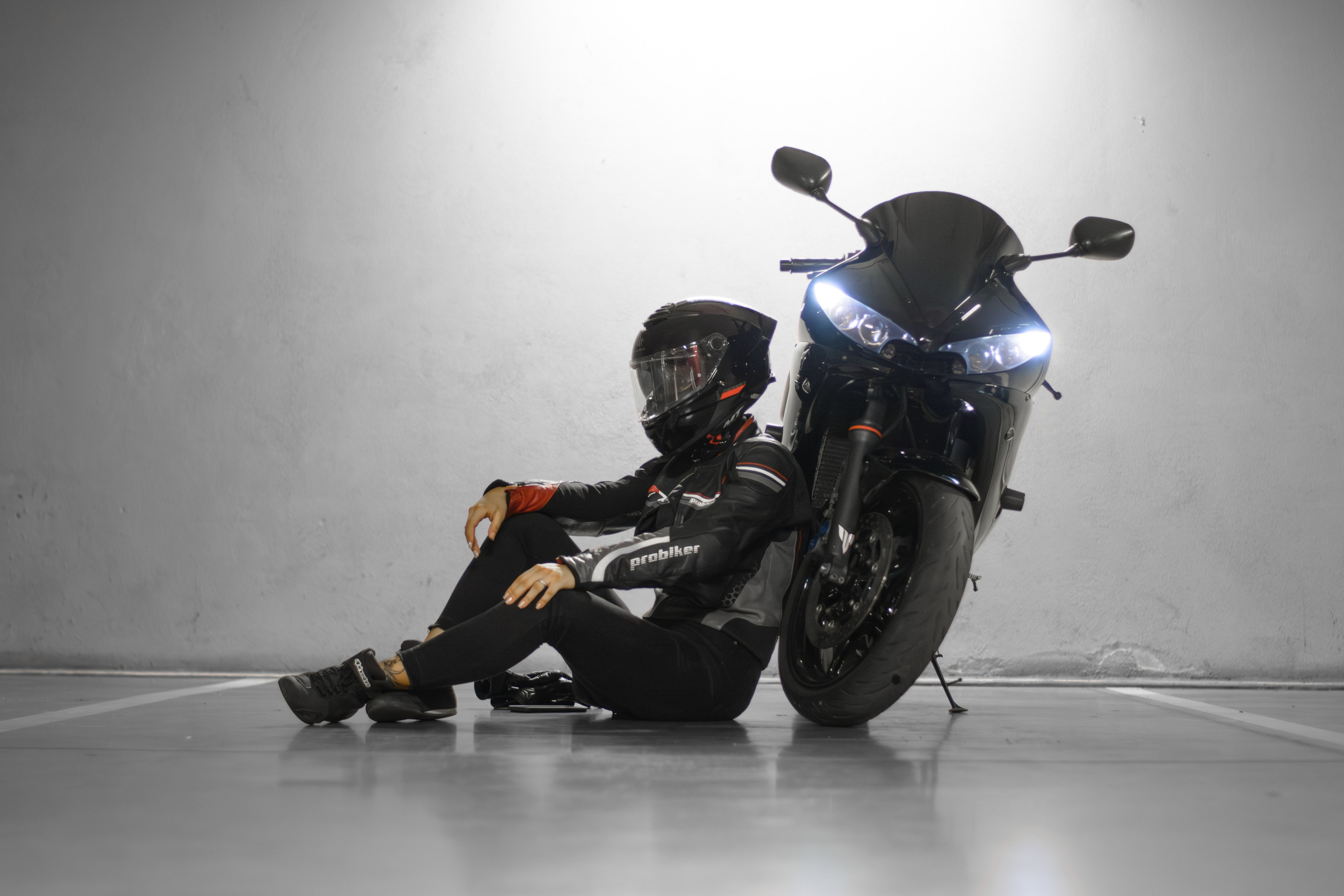 Yamaha R6. Johnnyshoots