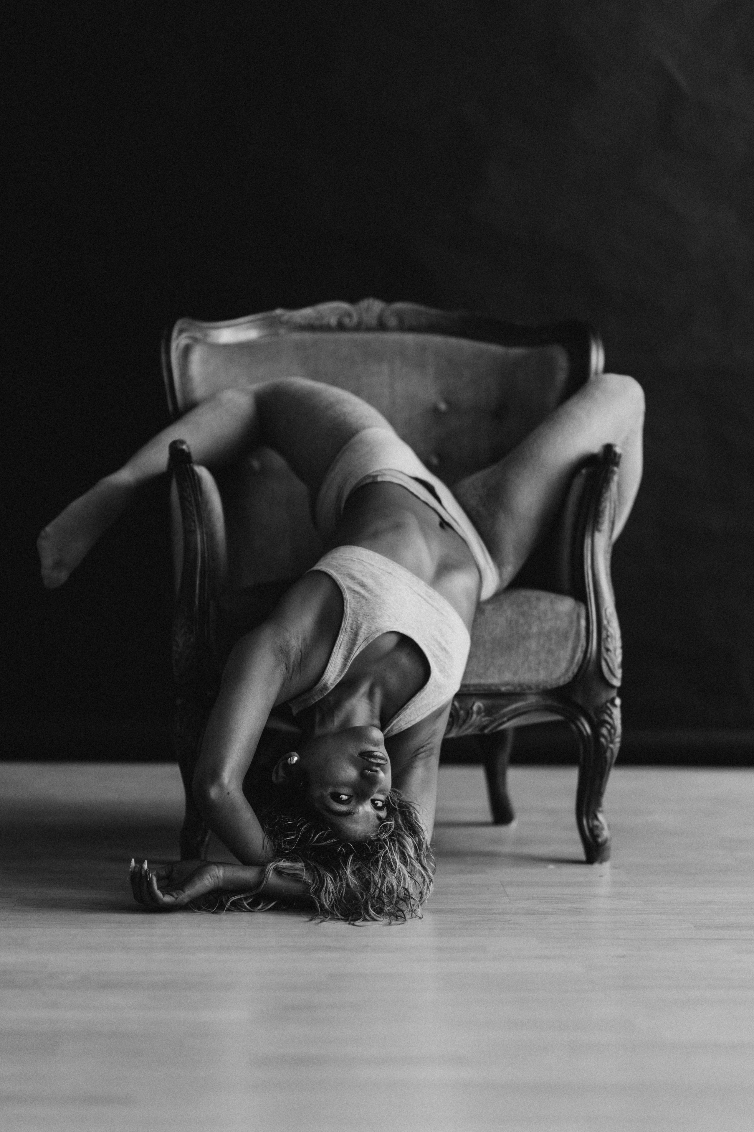 DANCERS. Victoria Olonen – Cinematic Portrait Artist | Helsinki & Europe