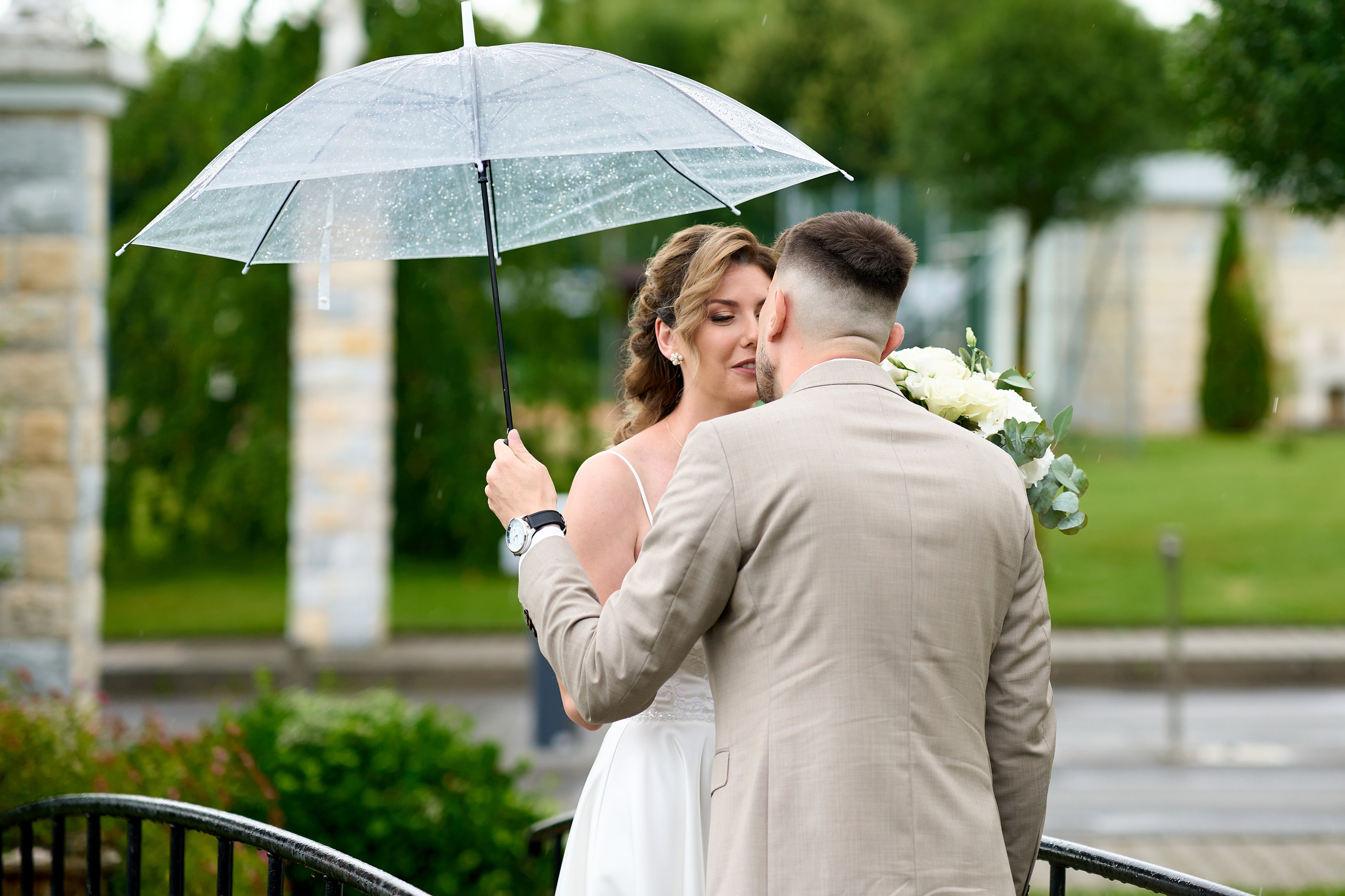 Svadobny fotograf svadobny fotograf cena kameraman na svadbu cena. Fotograf kameraman na svadbu Bratislava Banská Bystrica Сelé Slovensko svadobný kameraman
