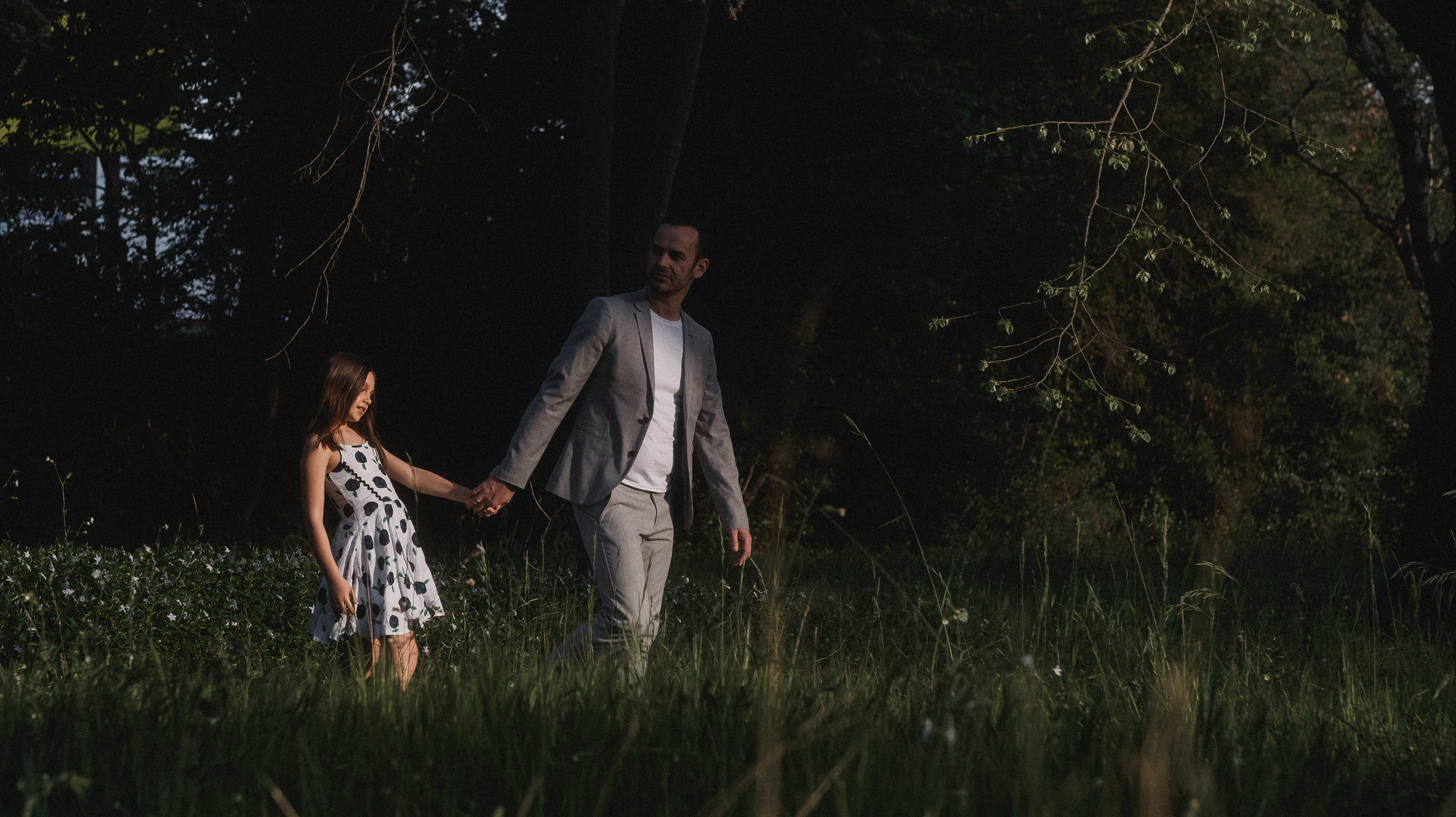 Kassandra & Alex. Portrait and reportage photographer