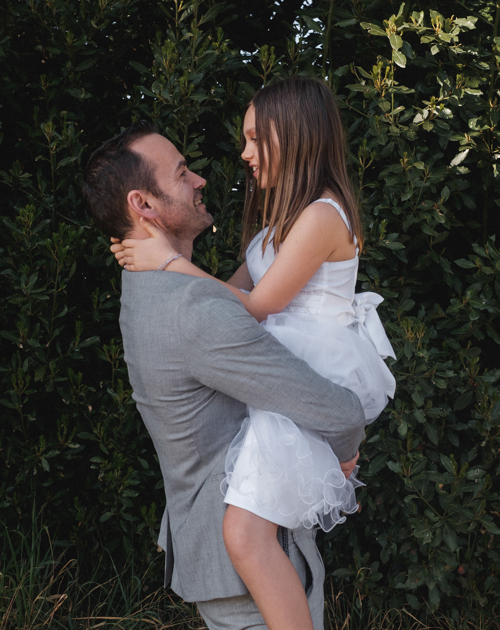 Kassandra & Alex. Portrait and reportage photographer