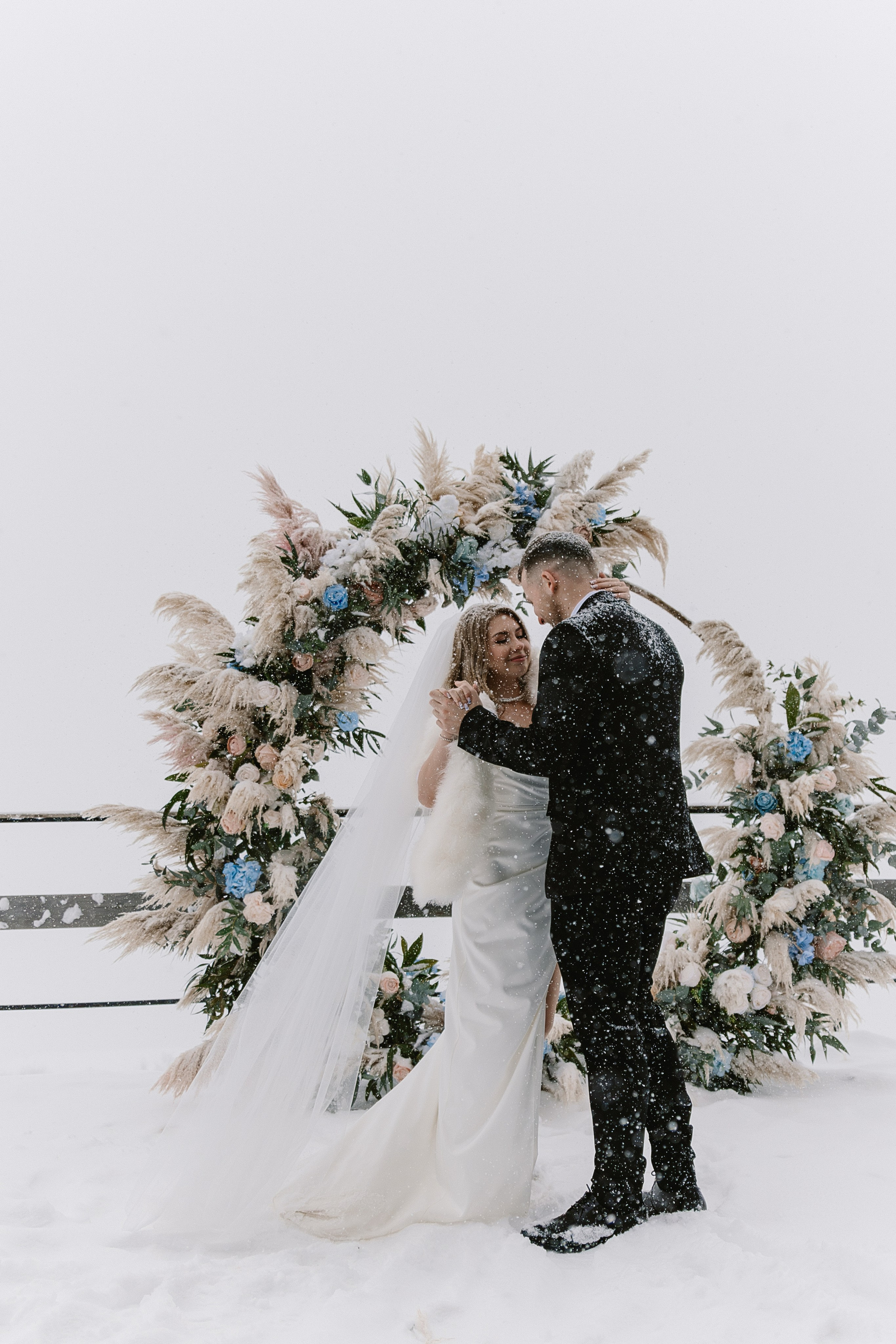 Viktoria & Artem. Photographer Anna Nazarenko