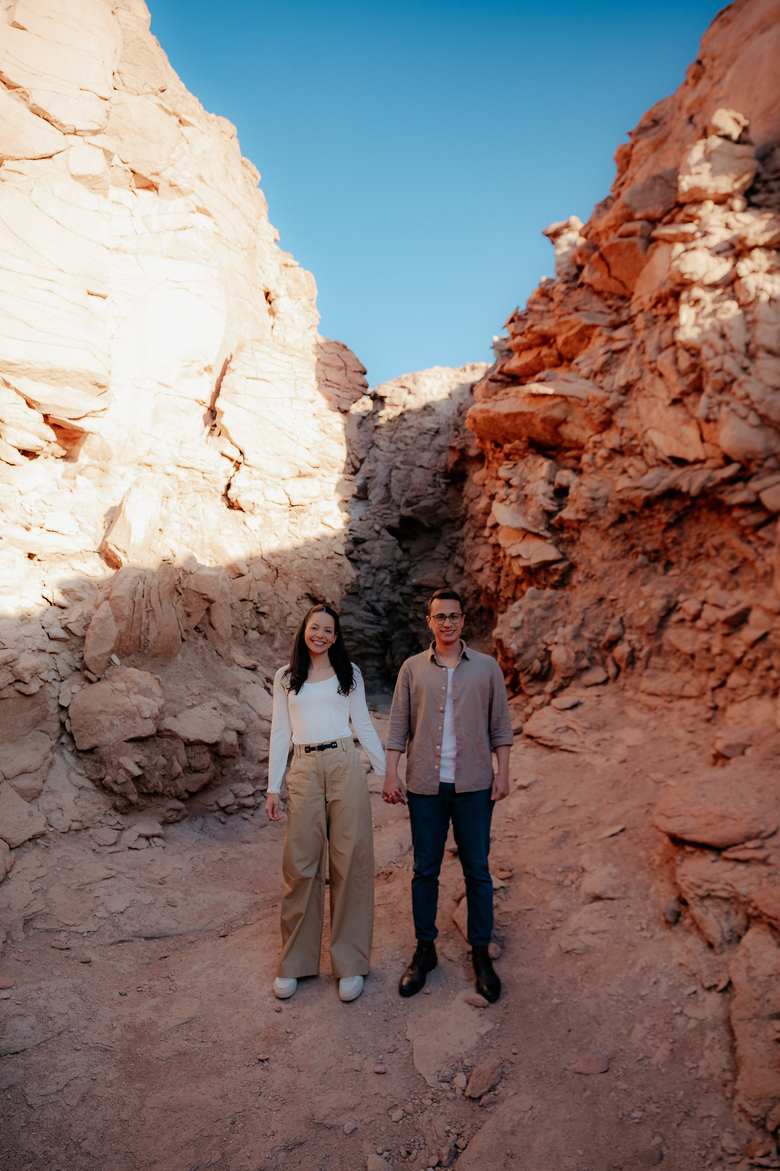 Sessão casual no Vale dos Cogumelos. Fotógrafo em San Pedro de Atacama
