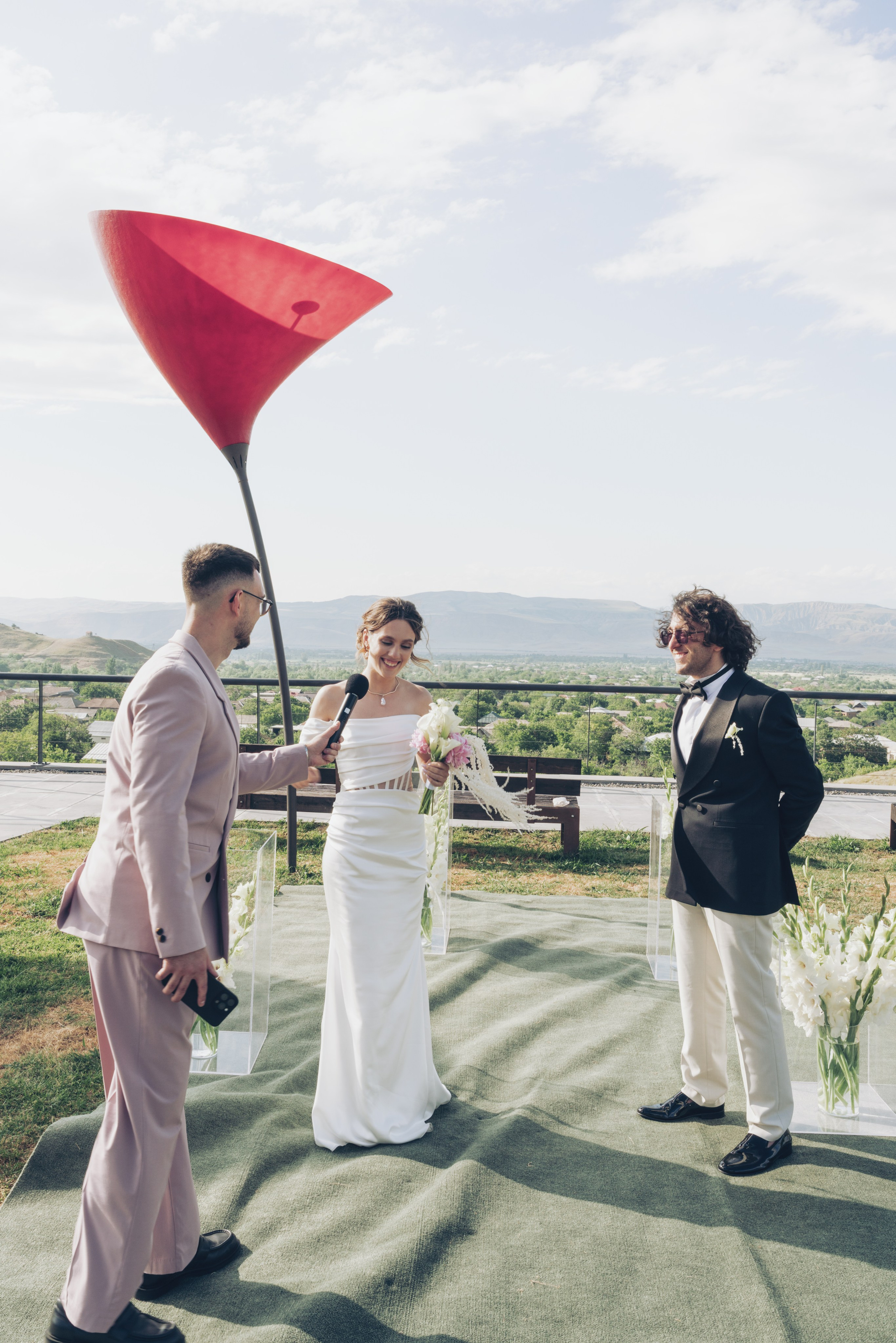 Weddings Chateau Mephis Kalaki. Create your own history with Pierre Studio