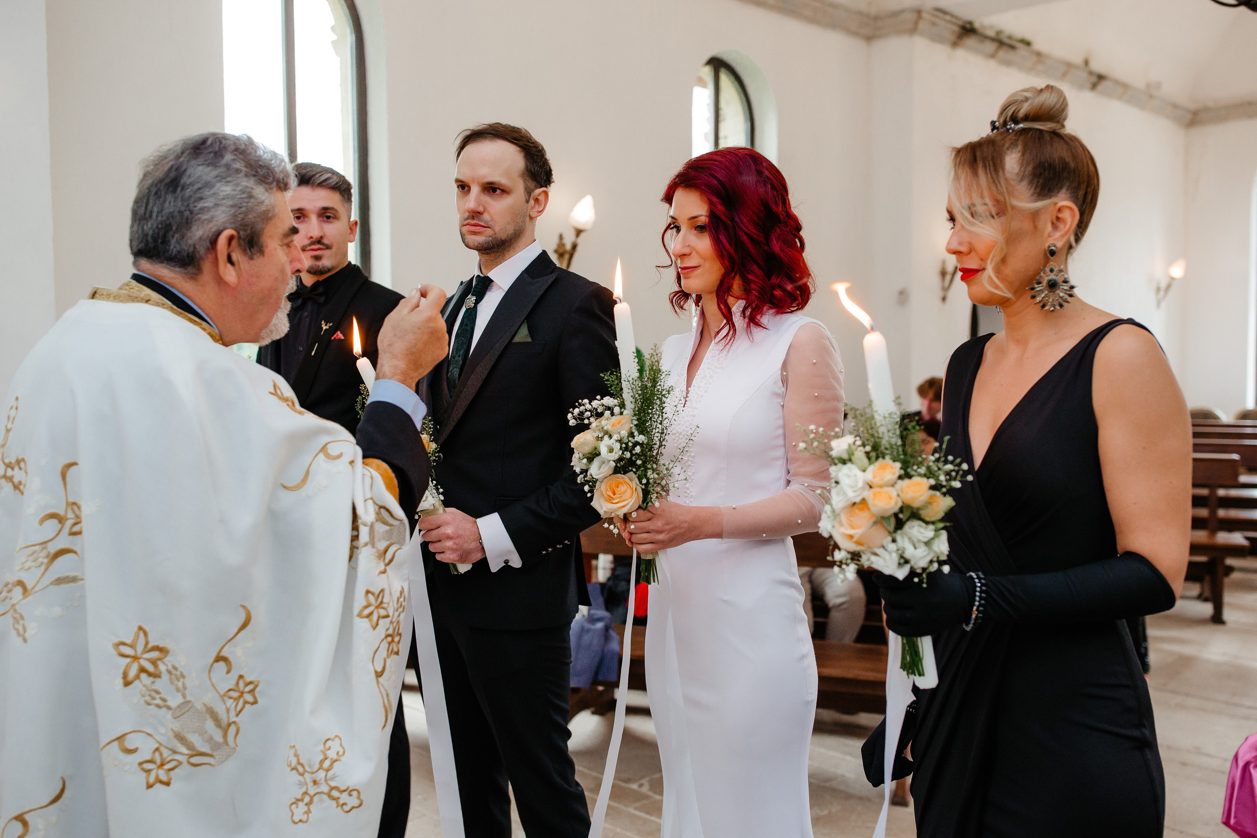 Nunta Elena & Tudor — Fotografie de nuntă în stil natural și elegant. Rares Bucur is a professional wedding photographer based in Cluj-Napoca, Romania, specializing in wedding photography