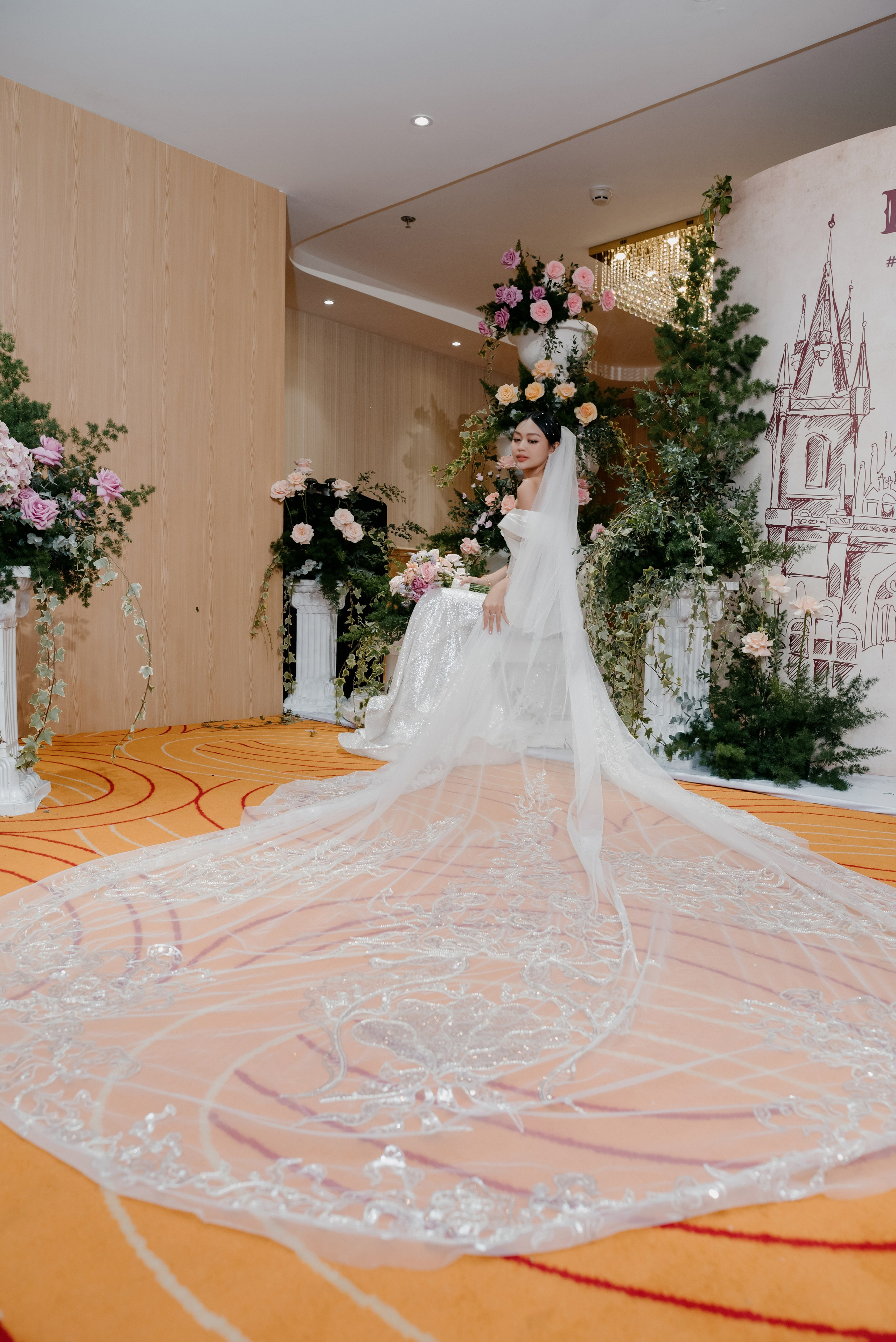 KHANG & QUYEN / Lavela Hotel. Saigon Wedding Present | Art Beyond Moments