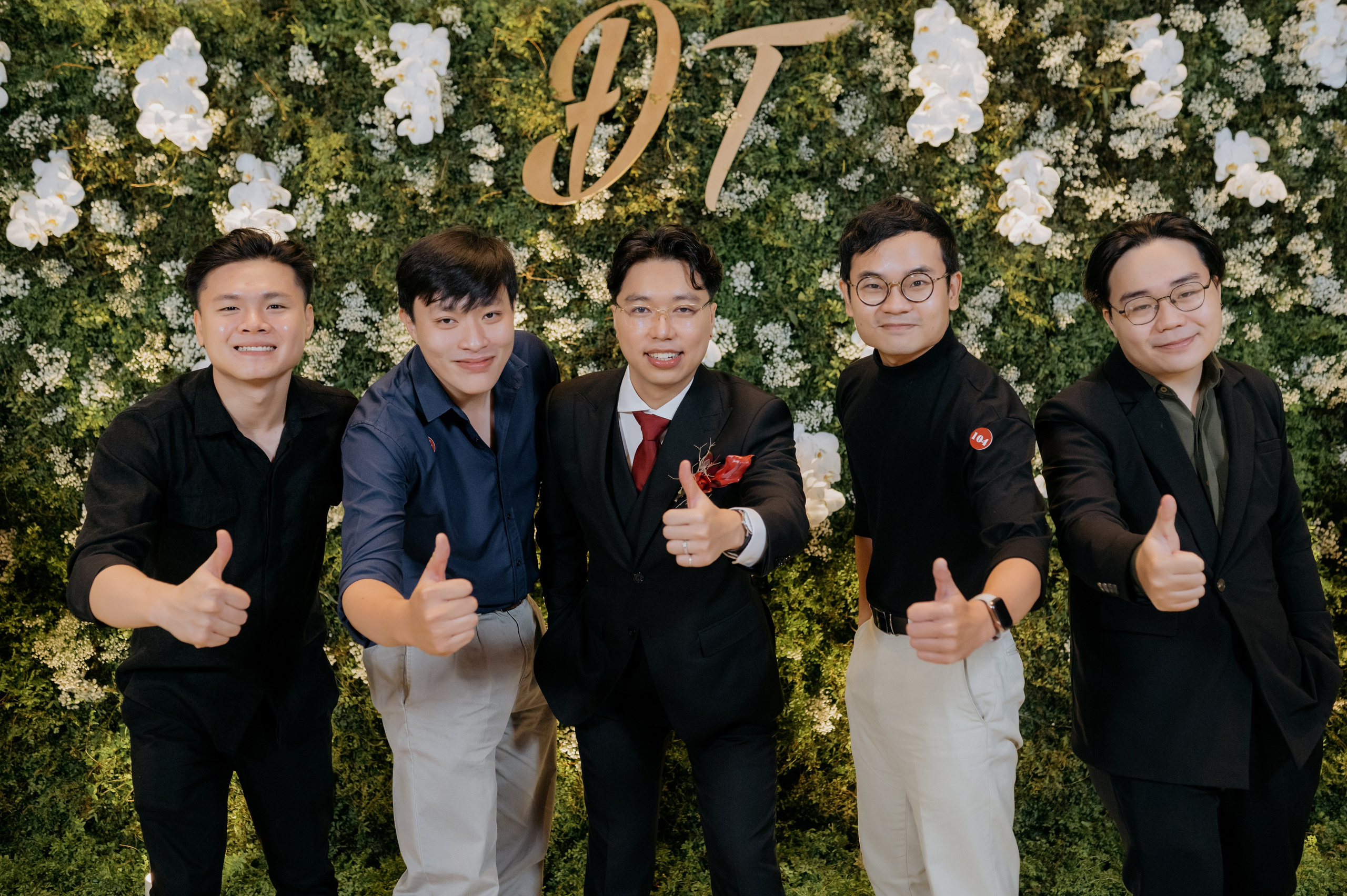 DAT & TU / Wedding Party. Saigon Wedding Present | Art Beyond Moments