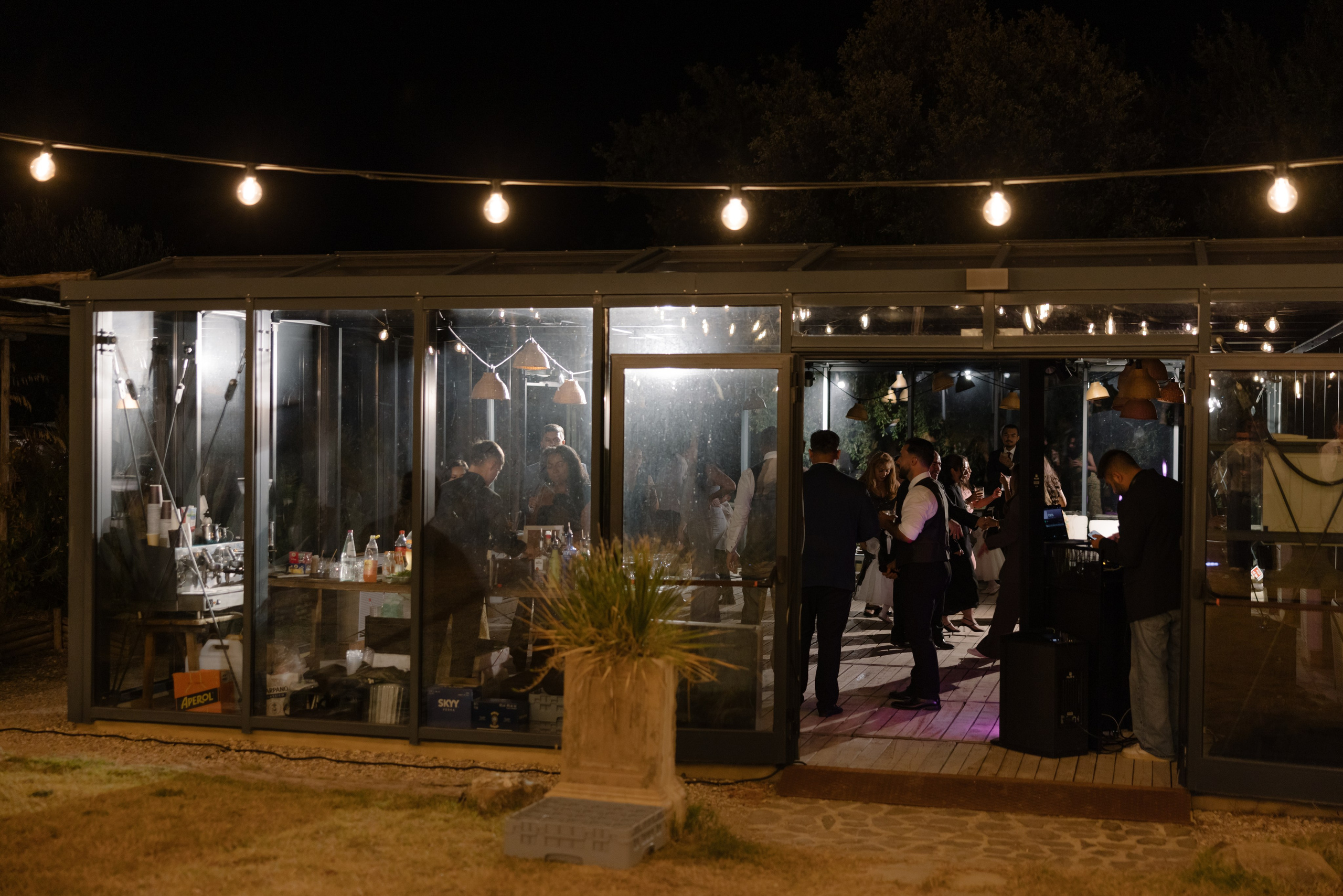 Mitcell&Melanie digital. Wedding photographer Italy