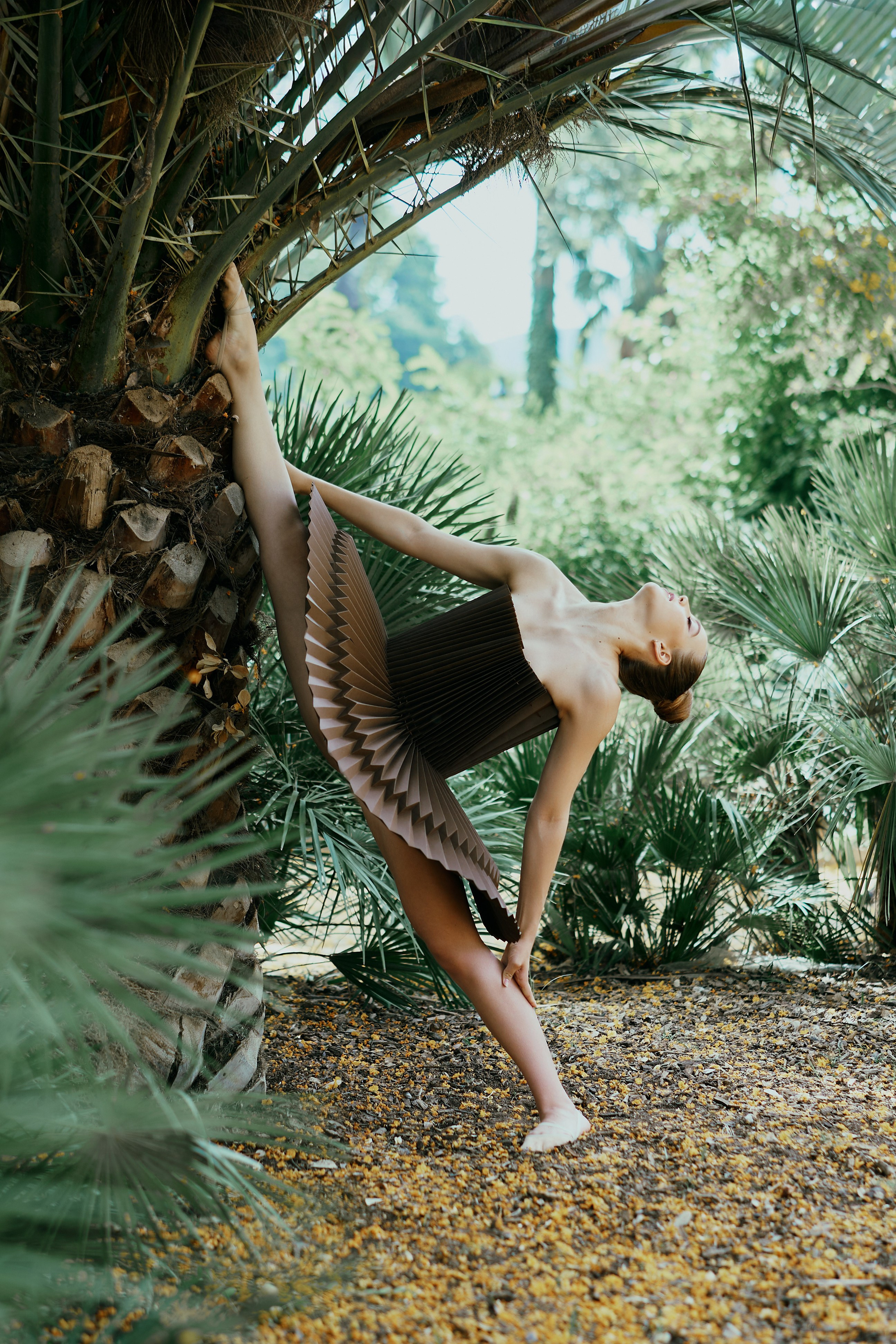 Барселона. Бумажное платье. Фотограф в Барселоне Жанна Захарченко