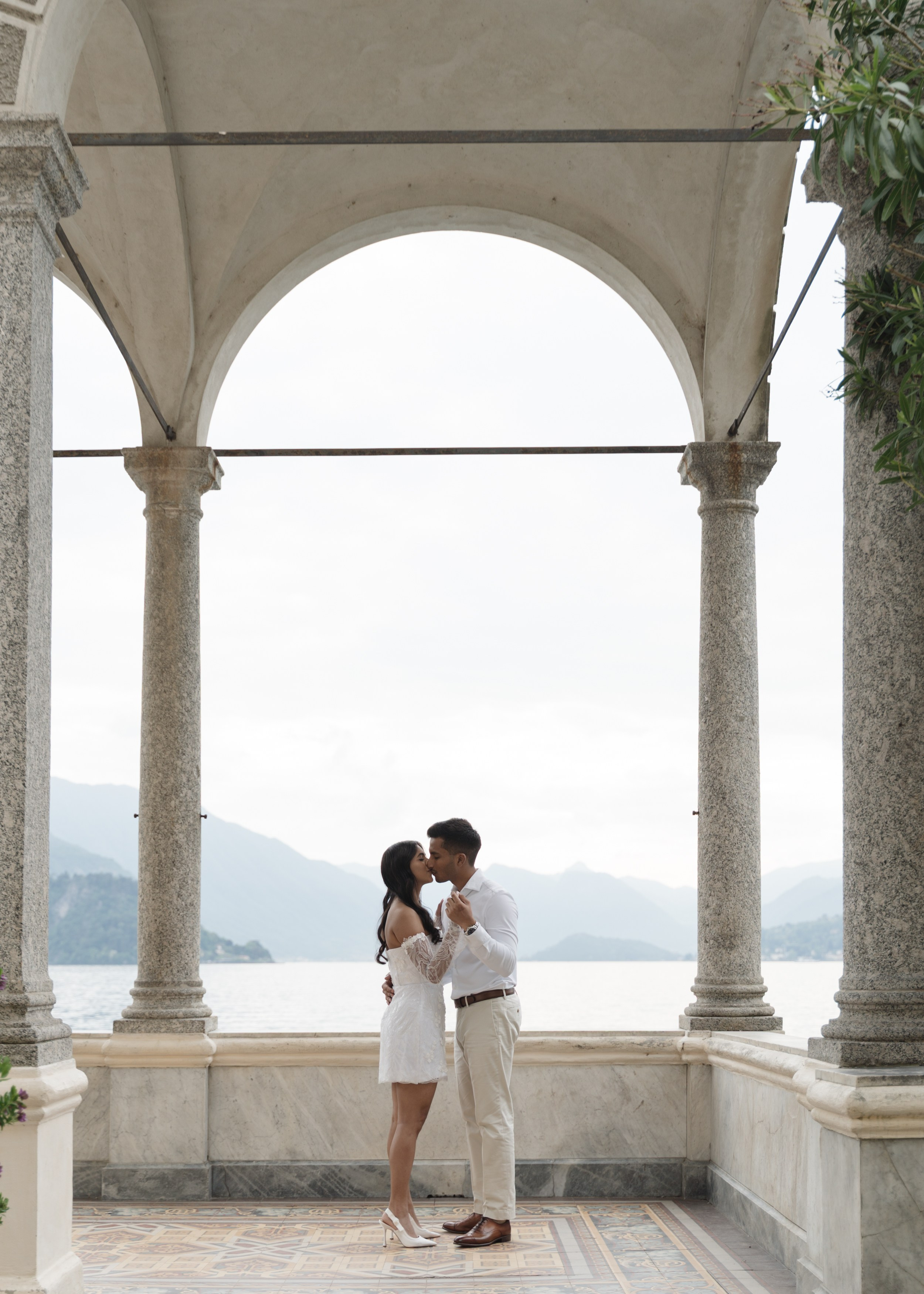 Villa Monastero Secret Proposal. Proposal Photographer in Lake Como