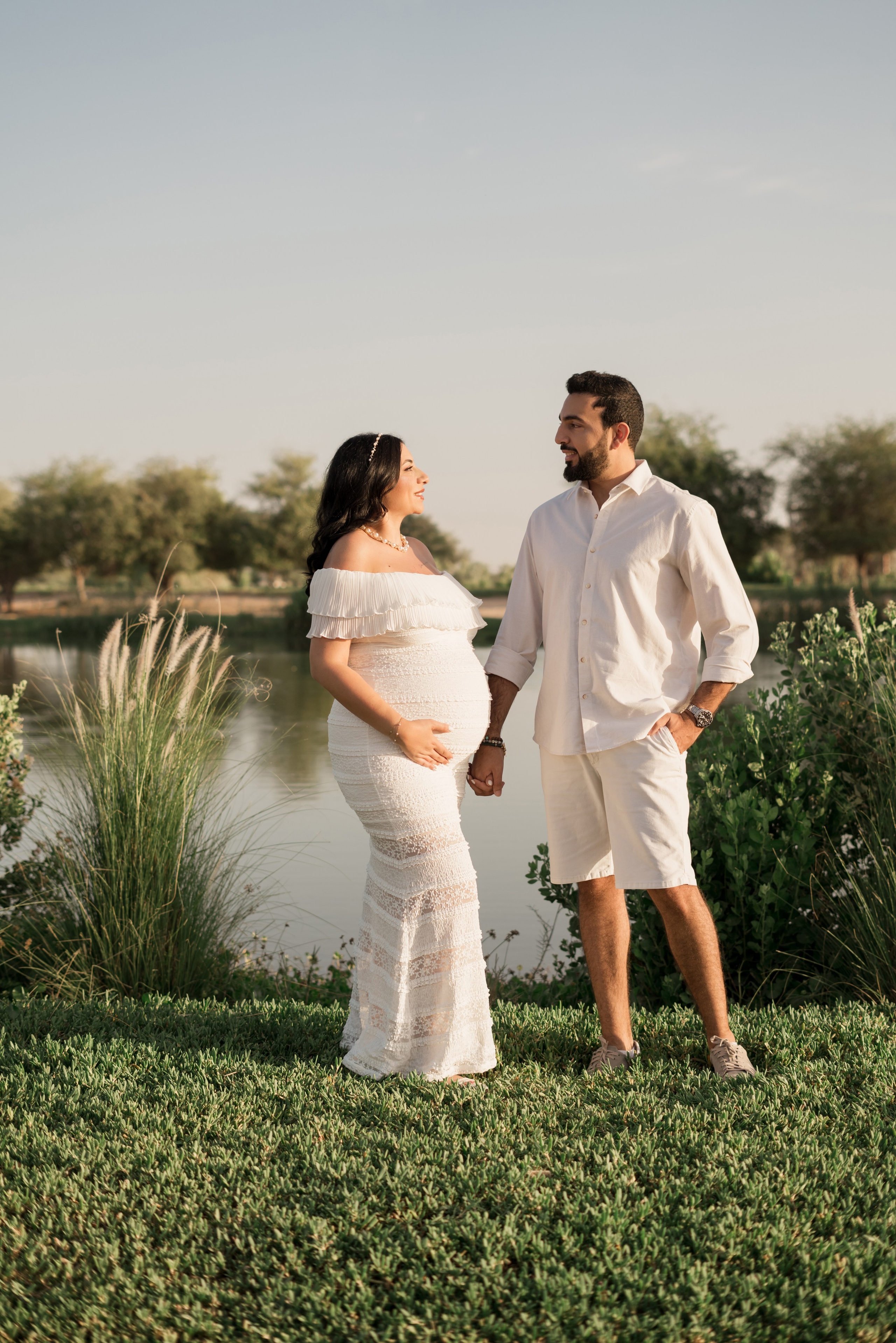 Sunrise by the lake. Angela Iakovleva — Family Photographer in Dubai