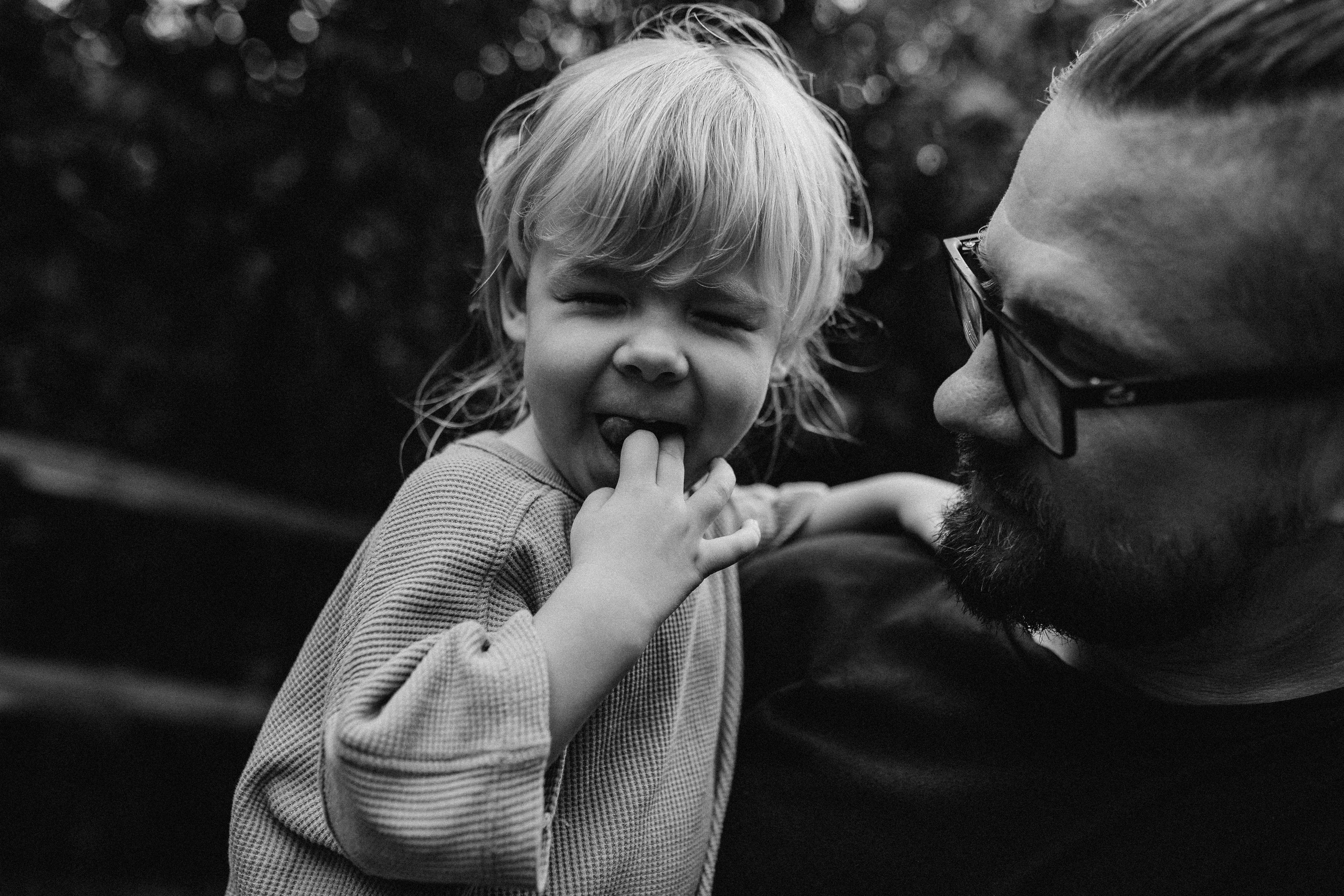 Gentle waves of family Love. Fotografa documental de familia e nascimento em Florianópolis SC Daria Ermolaev