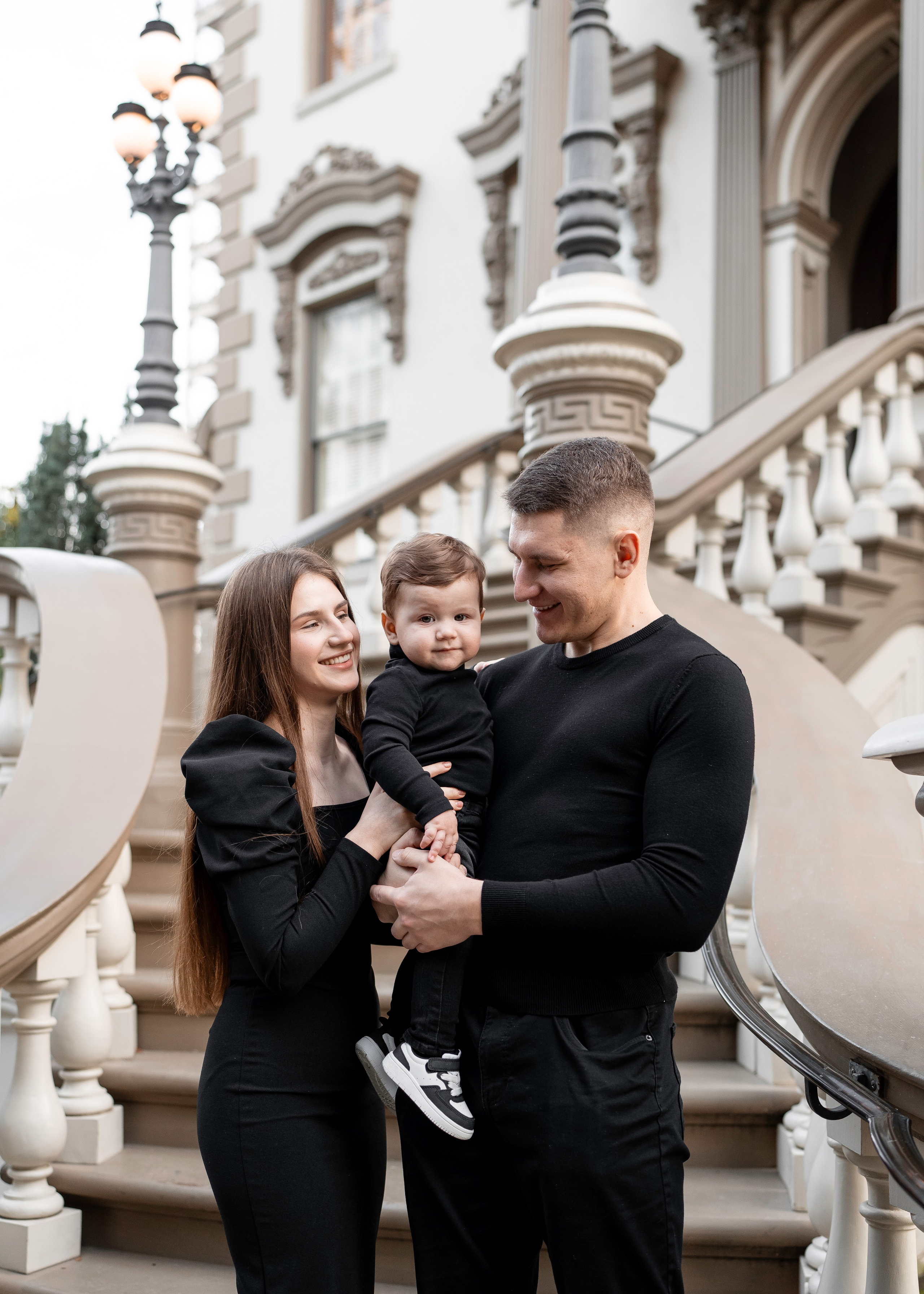 Artem, Nadia & Elisha. Family photographer in Sacramento | Sofia Pavenko