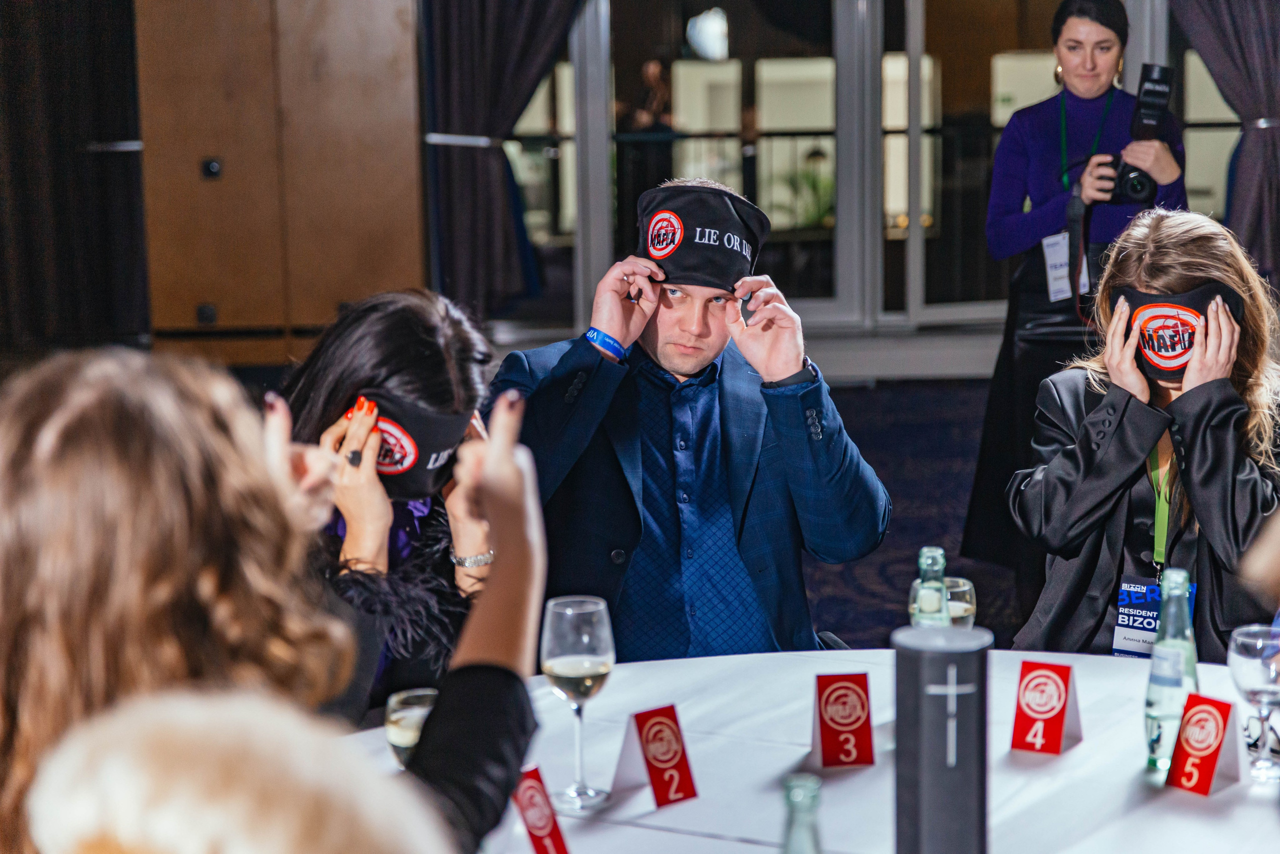 Club Bizon. Portrait family photographer in Berlin Elena Zakh