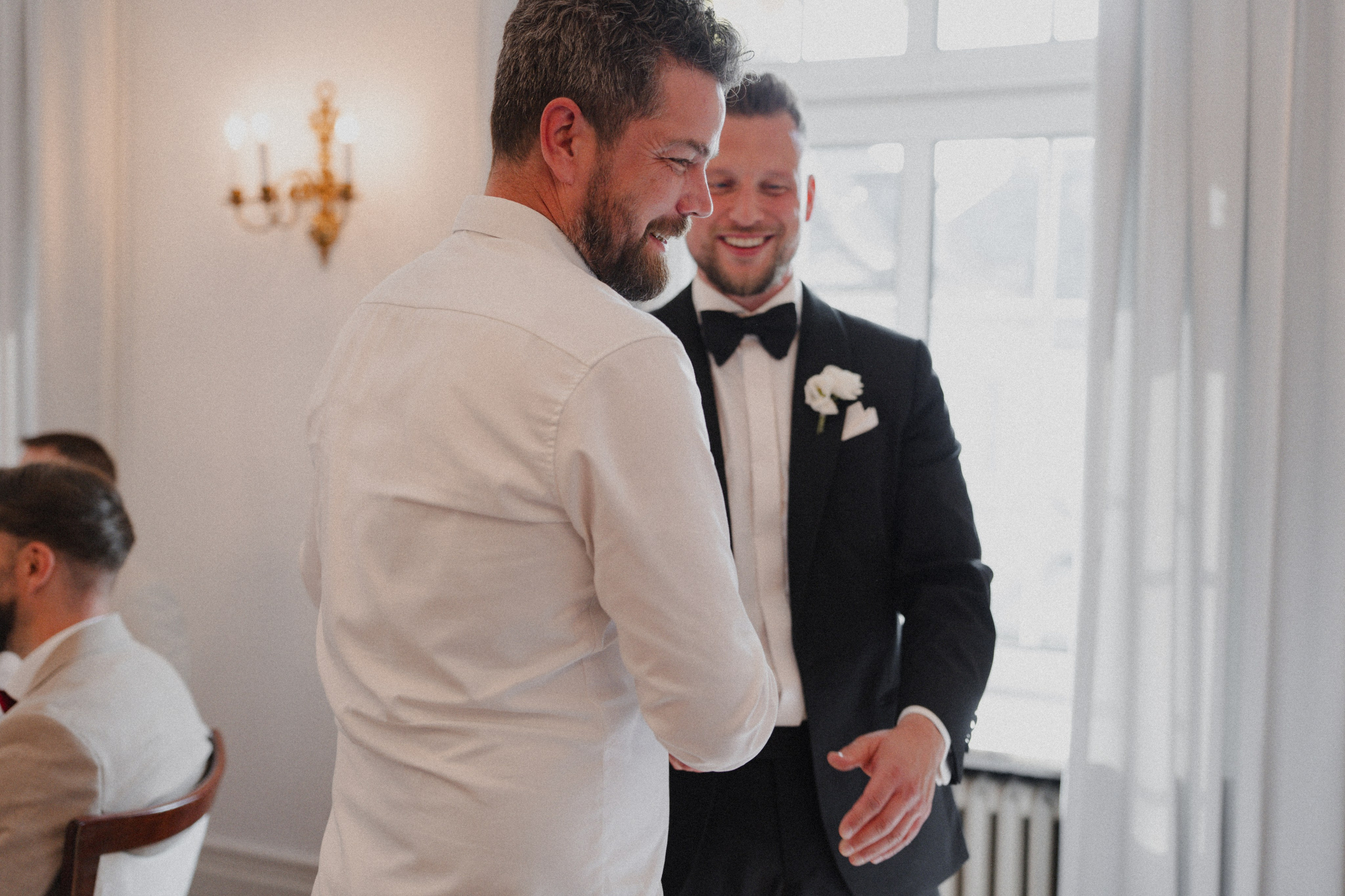 Jessica & Felix I Gesellschaft Harmonie Bochum. Hochzeitsfotografin Bochum | Halyna Reiche Fotografie NRW
