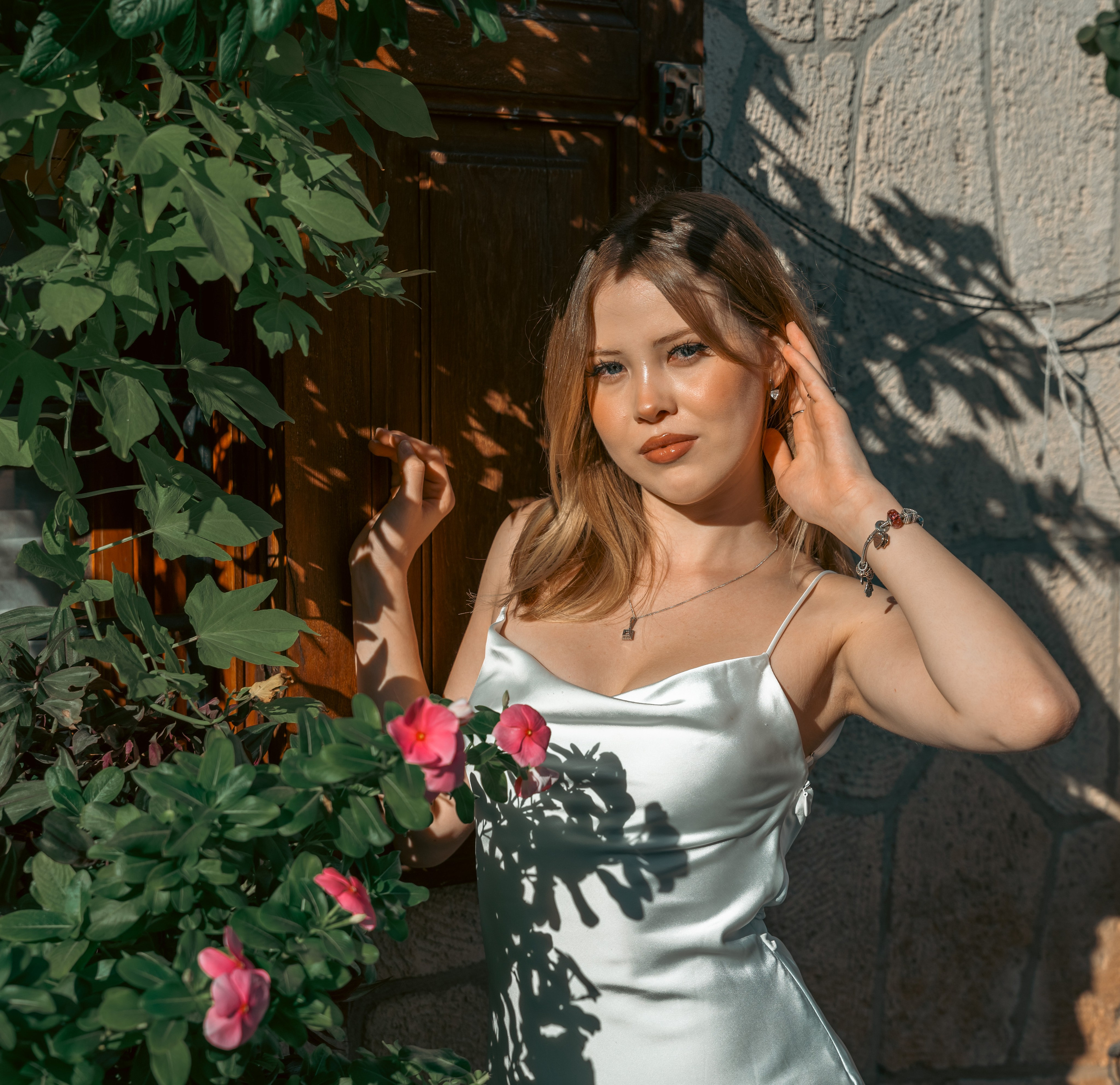 NATALIE & AYLEEN. UNRATED PHOTO