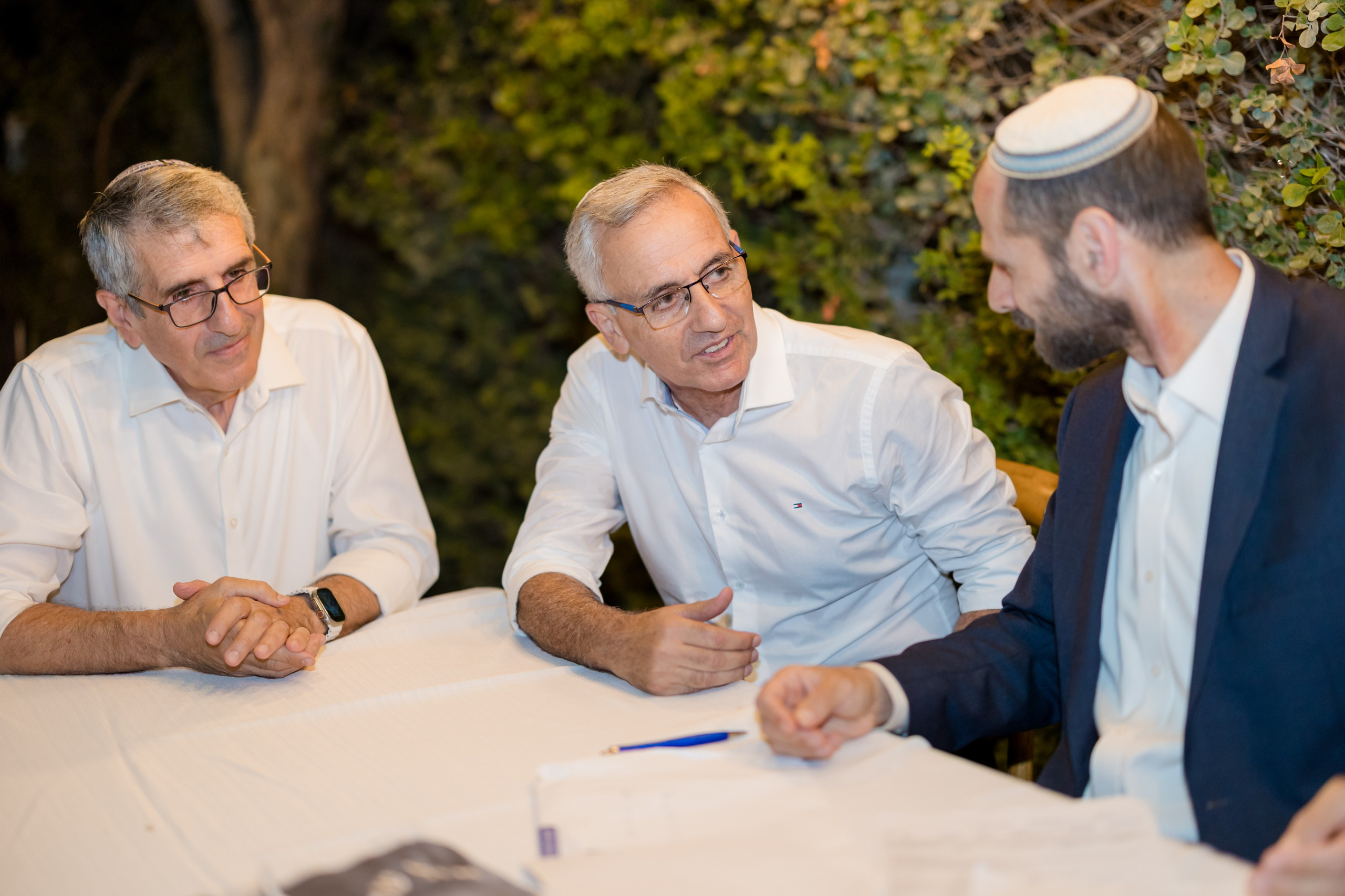 Loya & Alon. AMIR BUCHNIK PHOTOGRAPHER