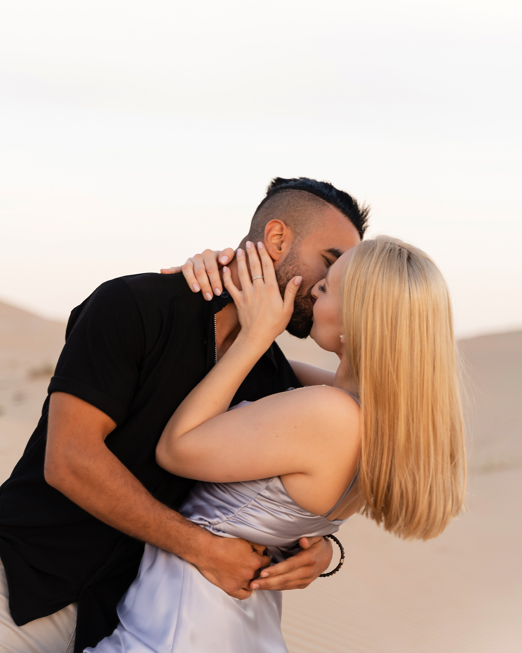 Couple. Professional Photographer in Abu Dhabi & Dubai — Marina Aubakirova | Family, Couple, Wedding & Individual Photoshoots